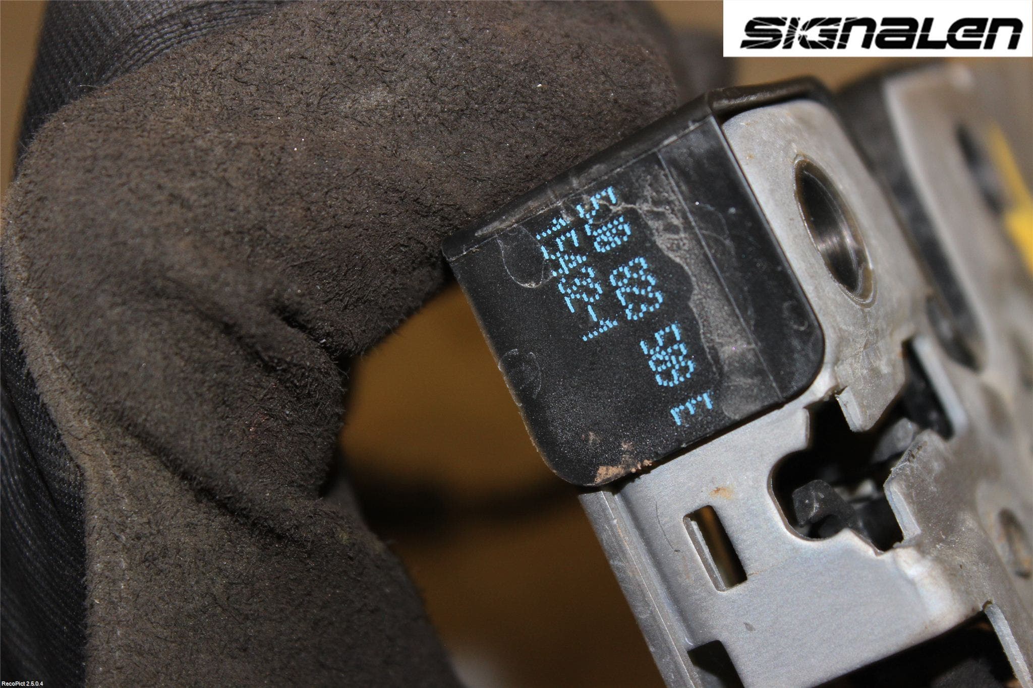 Skoda FABIA 07-14 Huvlås