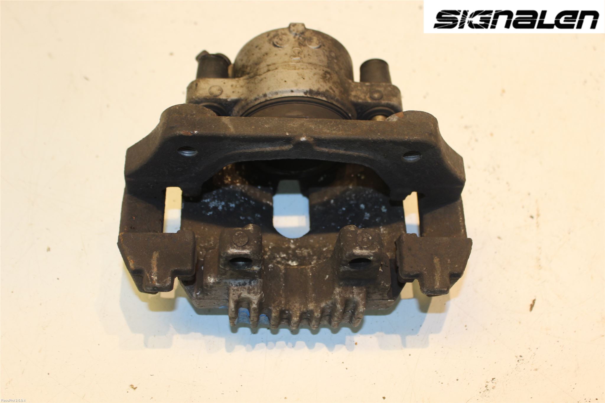 BMW 3 E90/91 SED/TOU 05-12 Bromsok Fram Höger