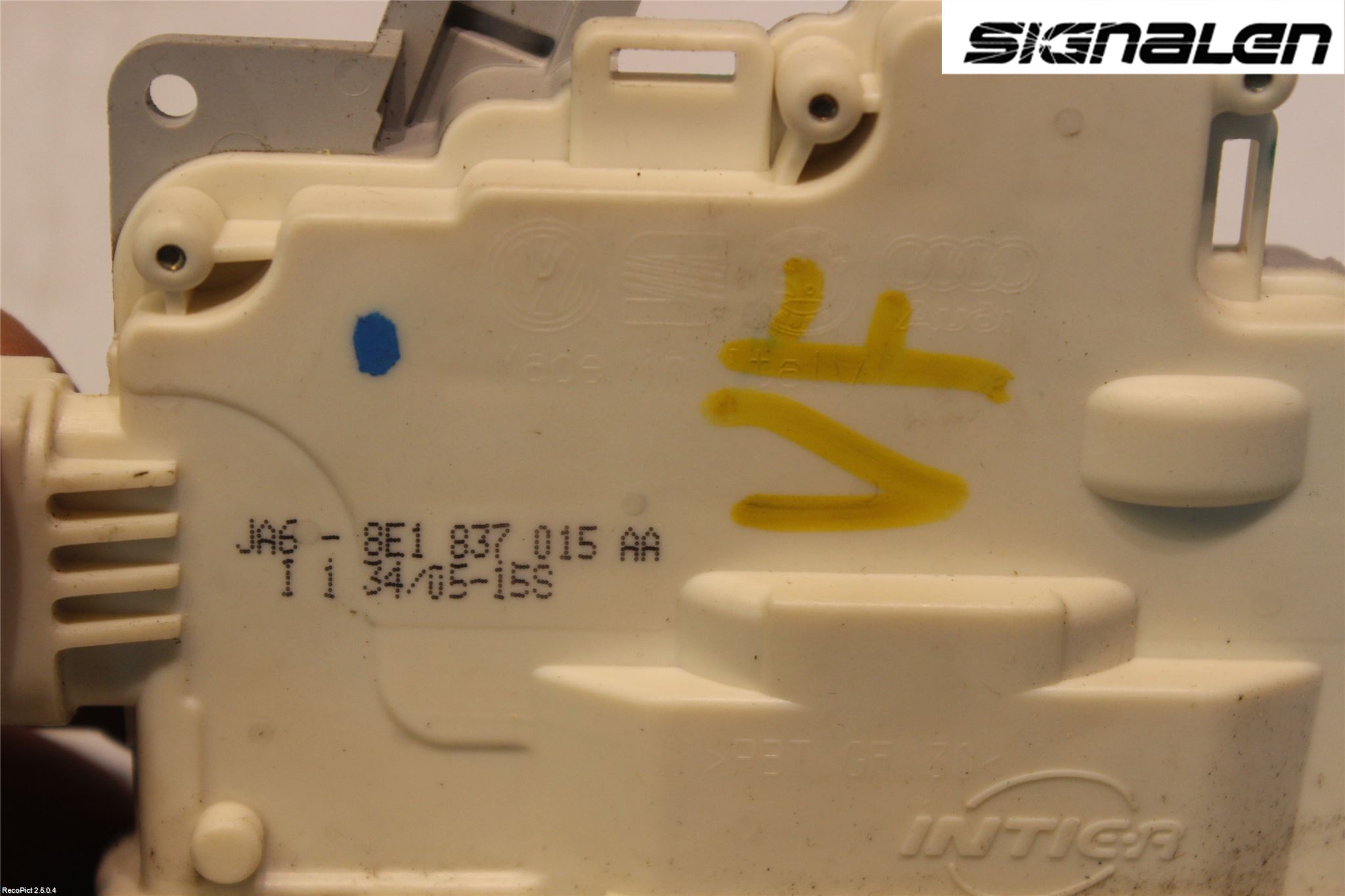 Audi A4/S4 05-07 Låskista-Dörrlås