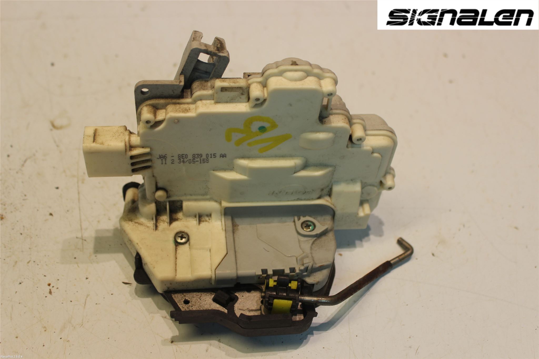 Audi A4/S4 05-07 Låskista-Dörrlås