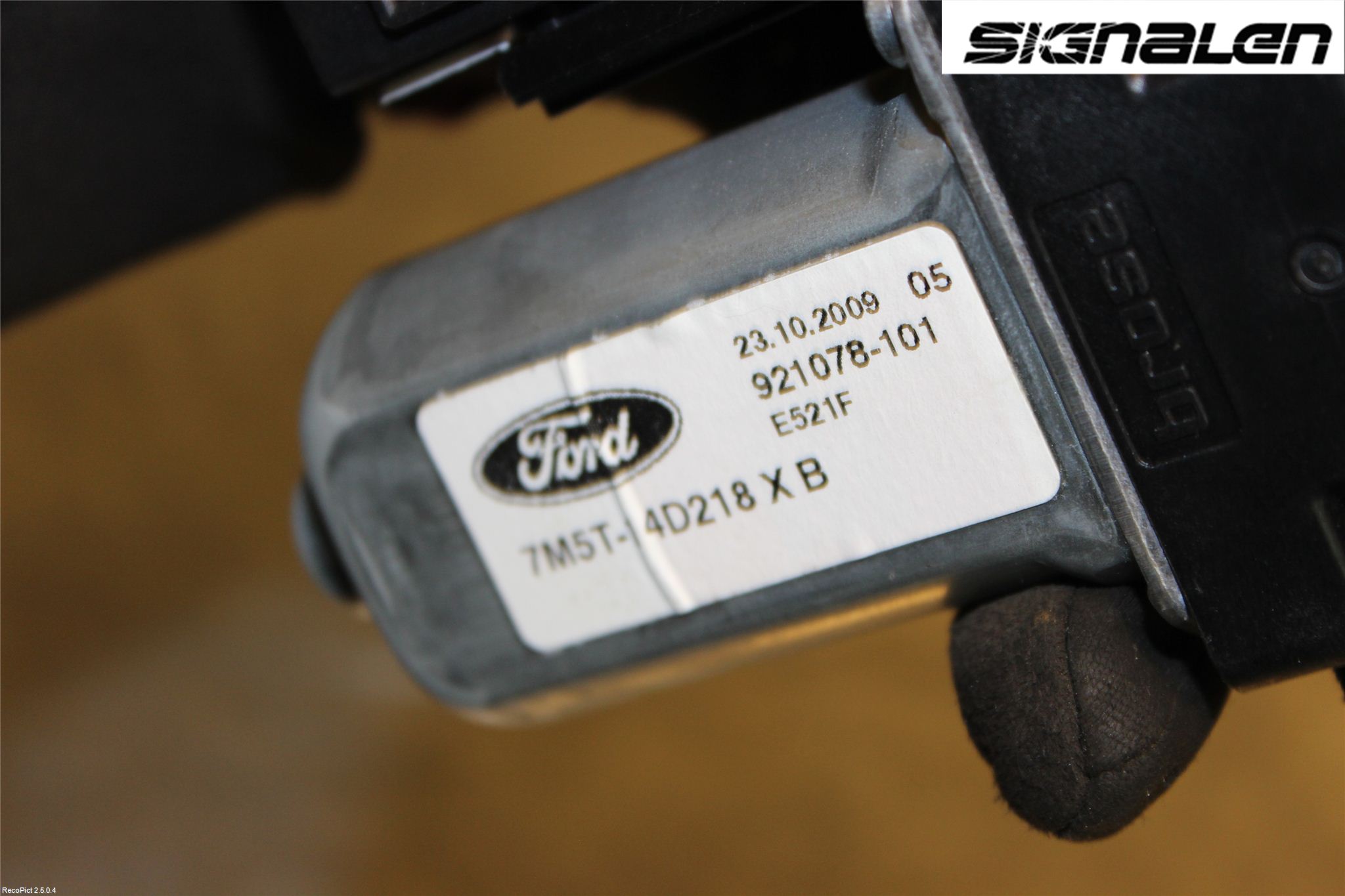 Ford KUGA 08-12 Fönsterhissmotor