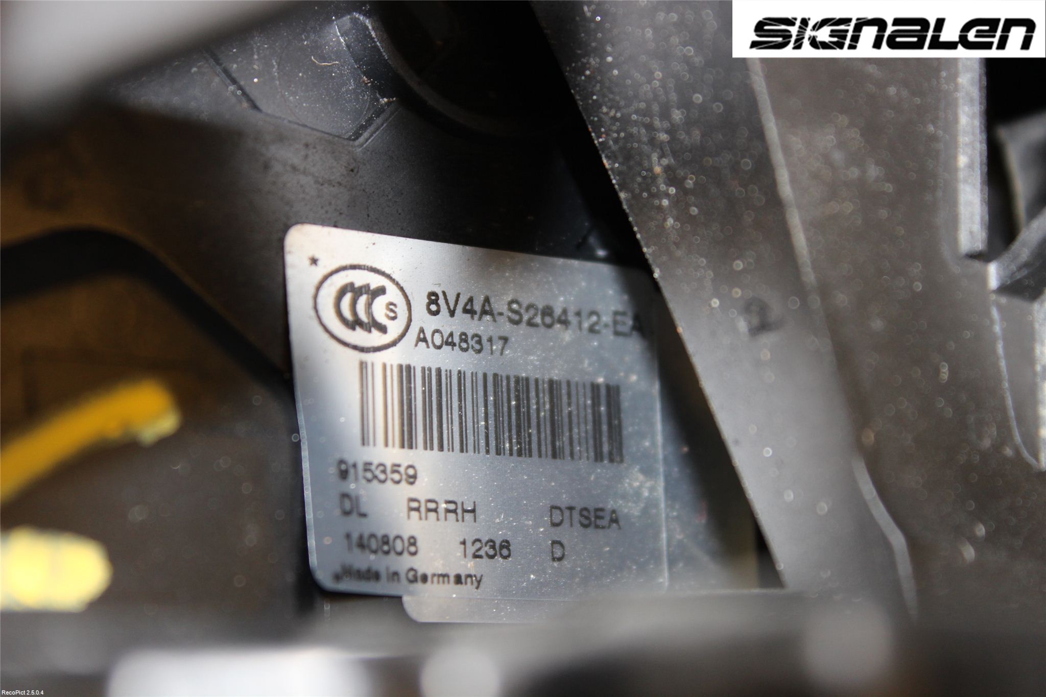 Ford KUGA 08-12 Låskista-Dörrlås