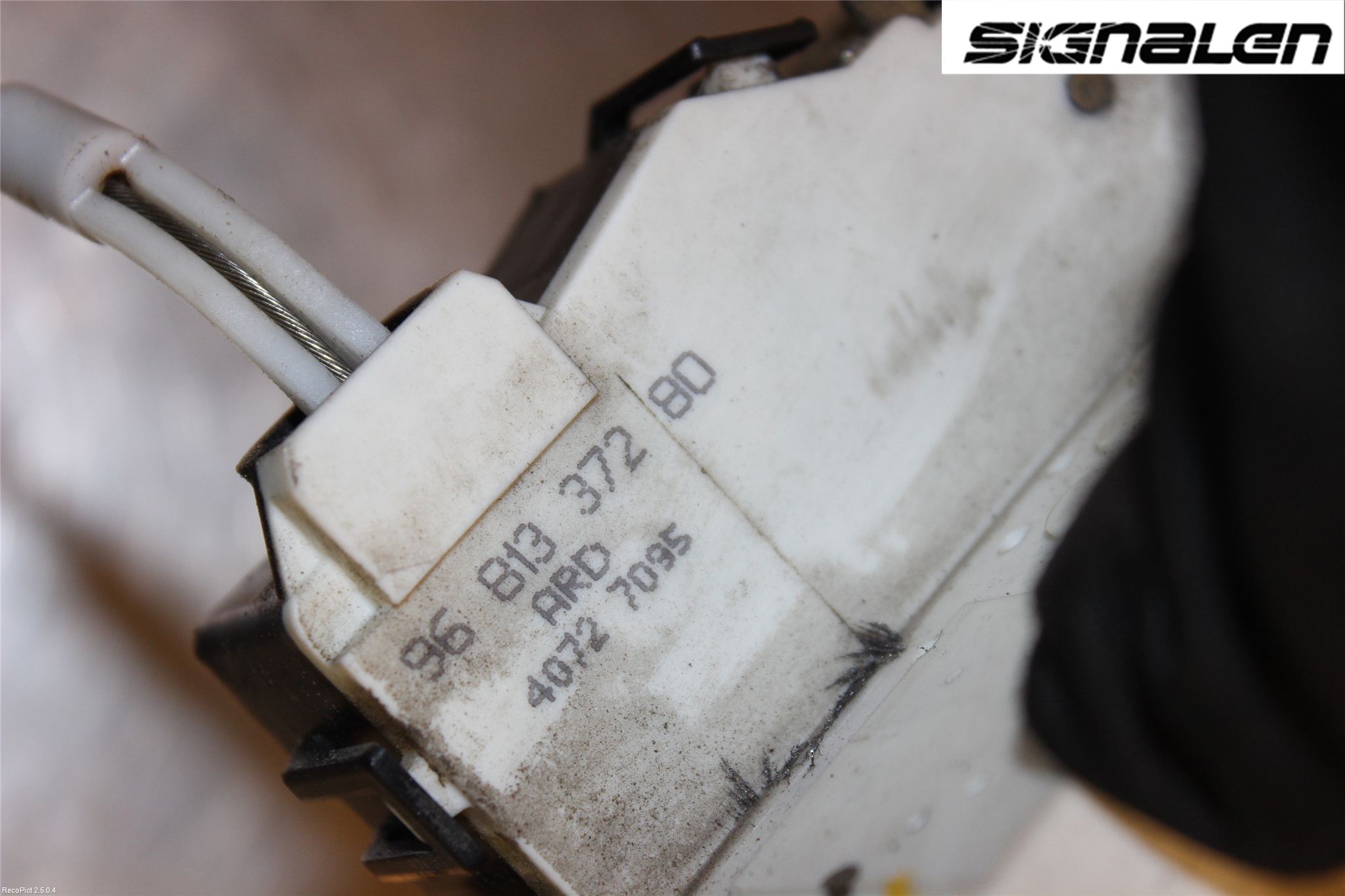 Peugeot 407 Låskista-Dörrlås