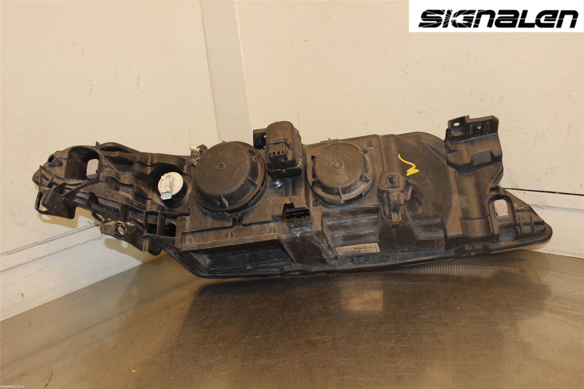 Renault LAGUNA II  01-05 Strålkastare Vänster