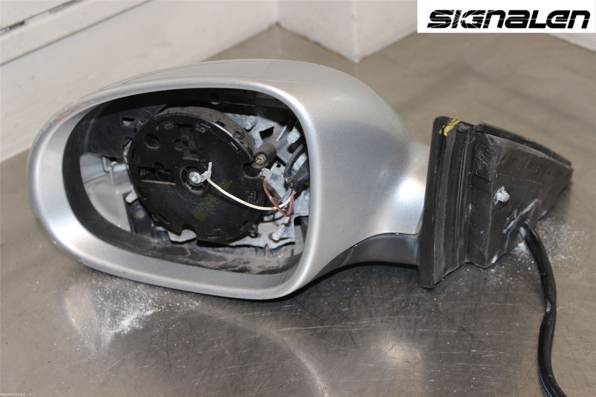 Volkswagen VW PASSAT 01-05 Spegel Yttre El Vä