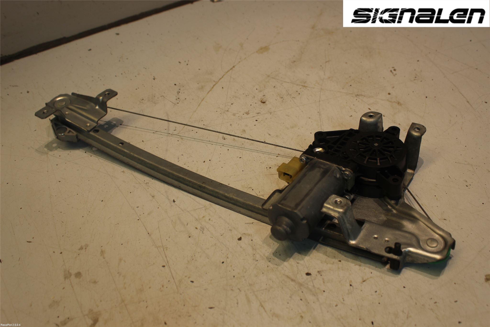 Saab 9-5     06-10 Fönsterhiss El Kompl