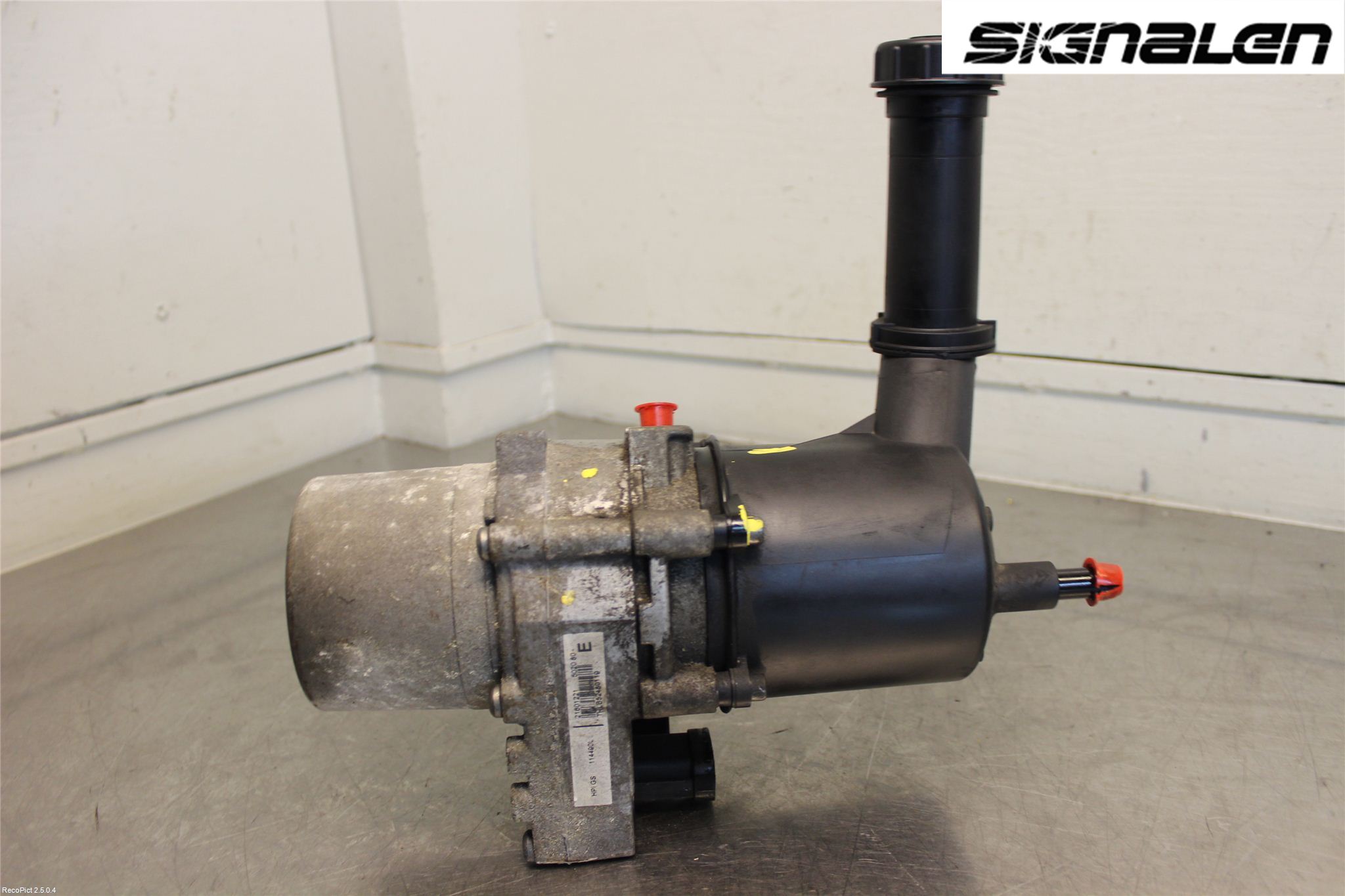Peugeot 307     05-08 Styrservo Pump Elektrisk