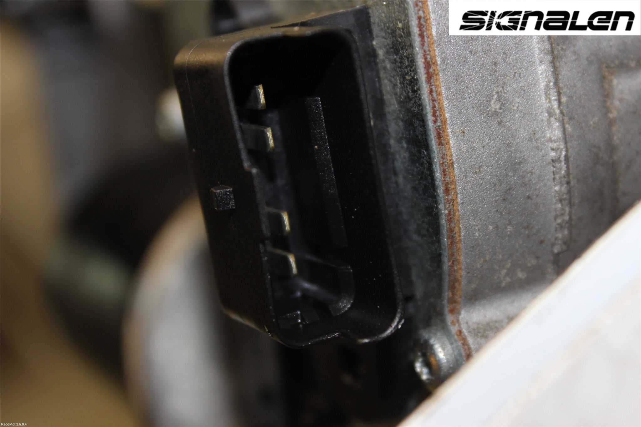 Peugeot 307     05-08 Torkarmotor Vindruta