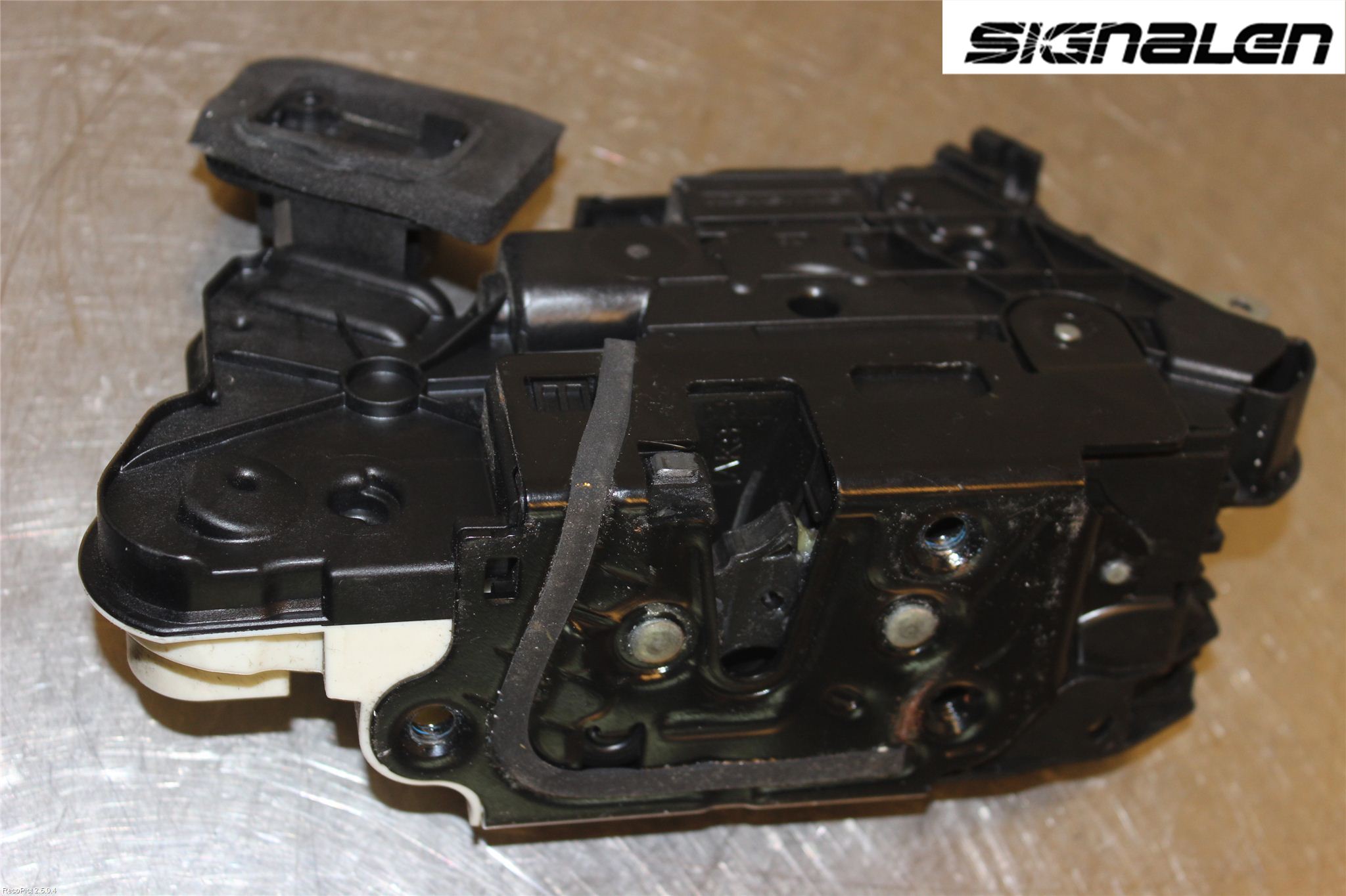 Skoda YETI Låskista-Dörrlås