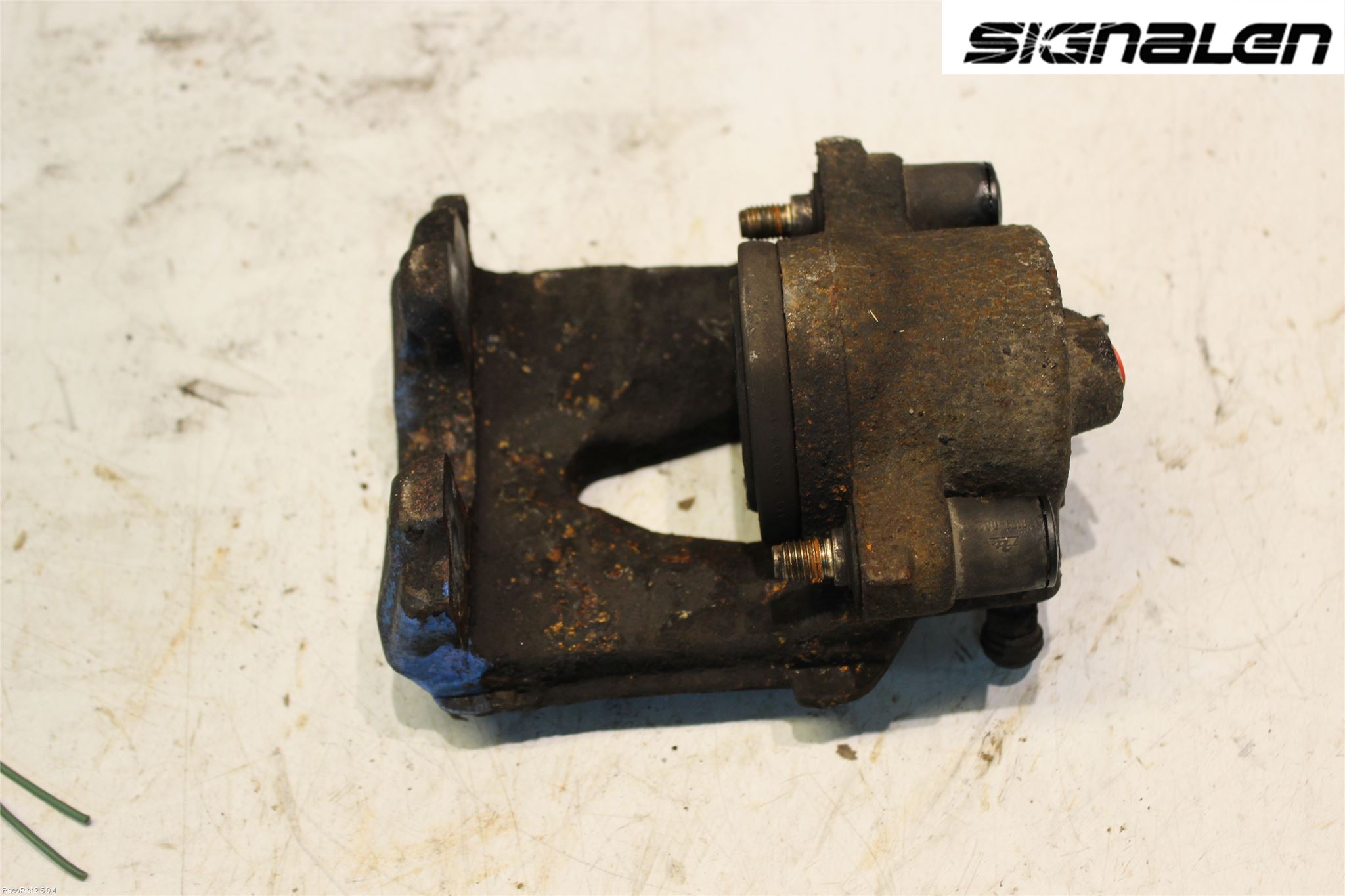 Volkswagen VW GOLF V 04-09 Bromsok Fram Höger