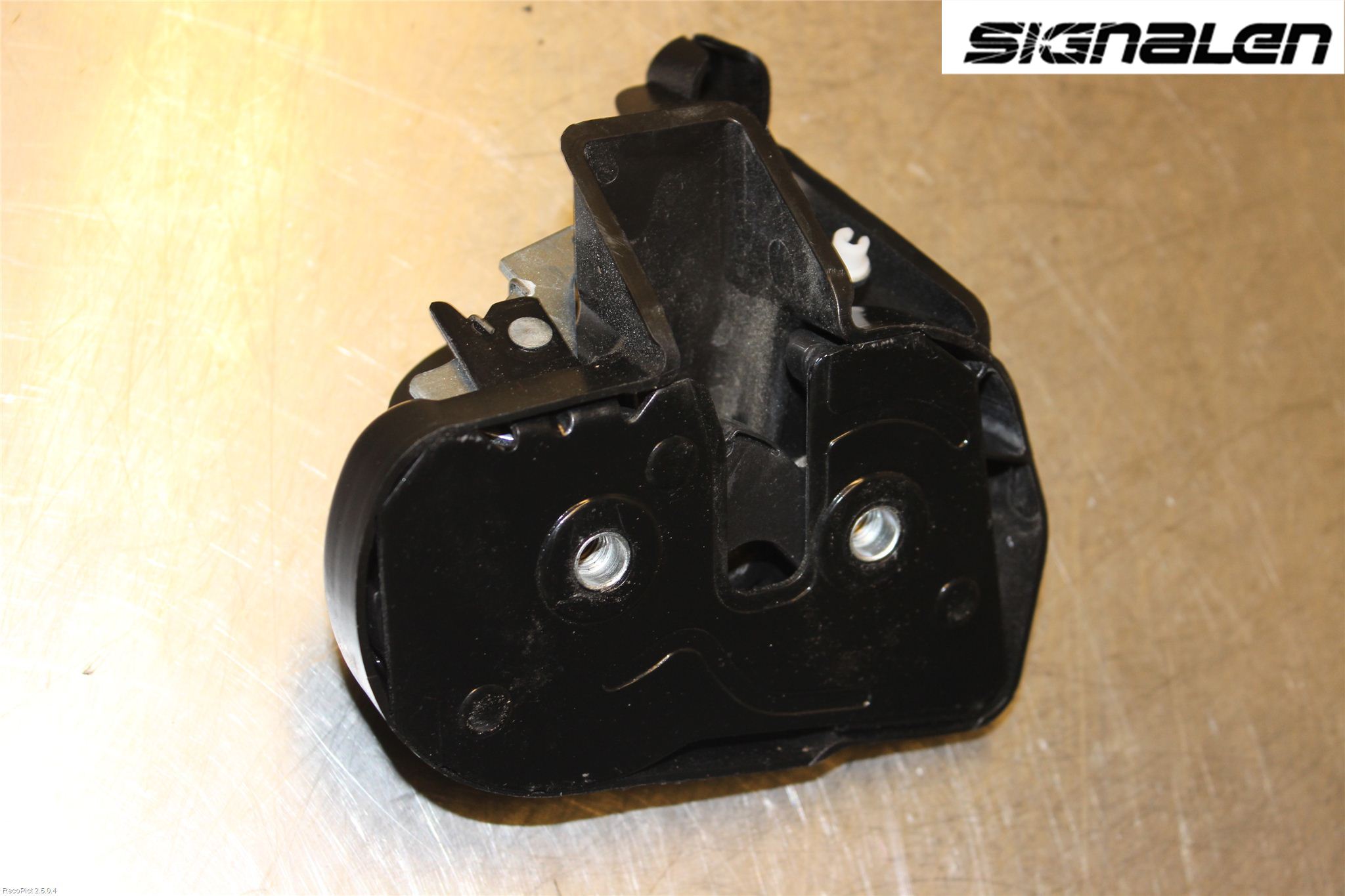 Volkswagen VW CADDY 11-15 Låskista-Dörrlås