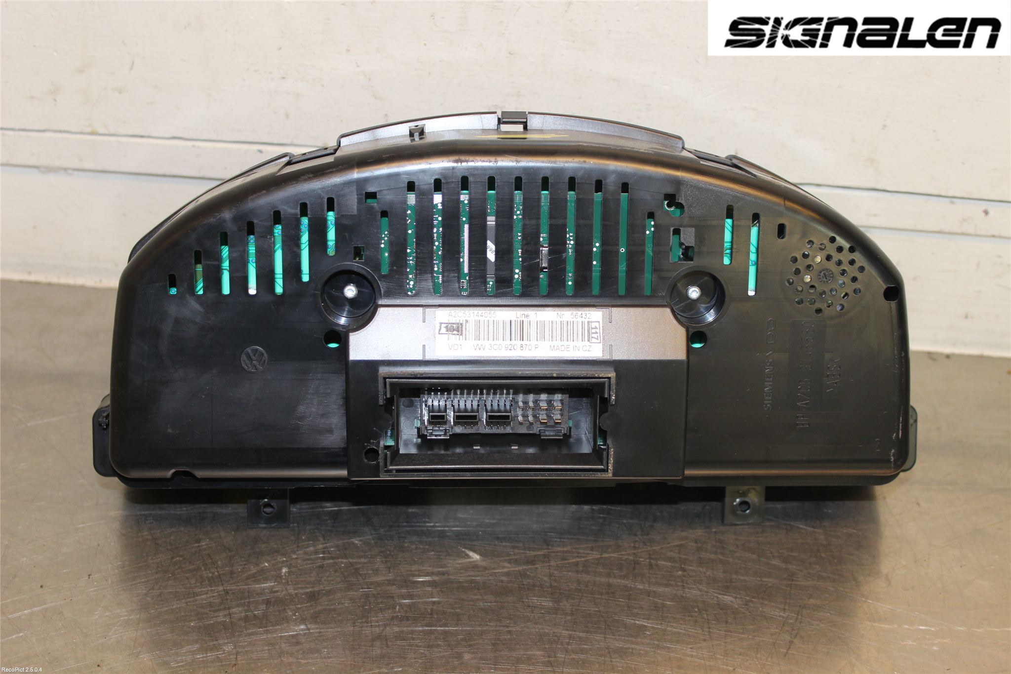 Volkswagen VW PASSAT 05-11 Instrument Komb