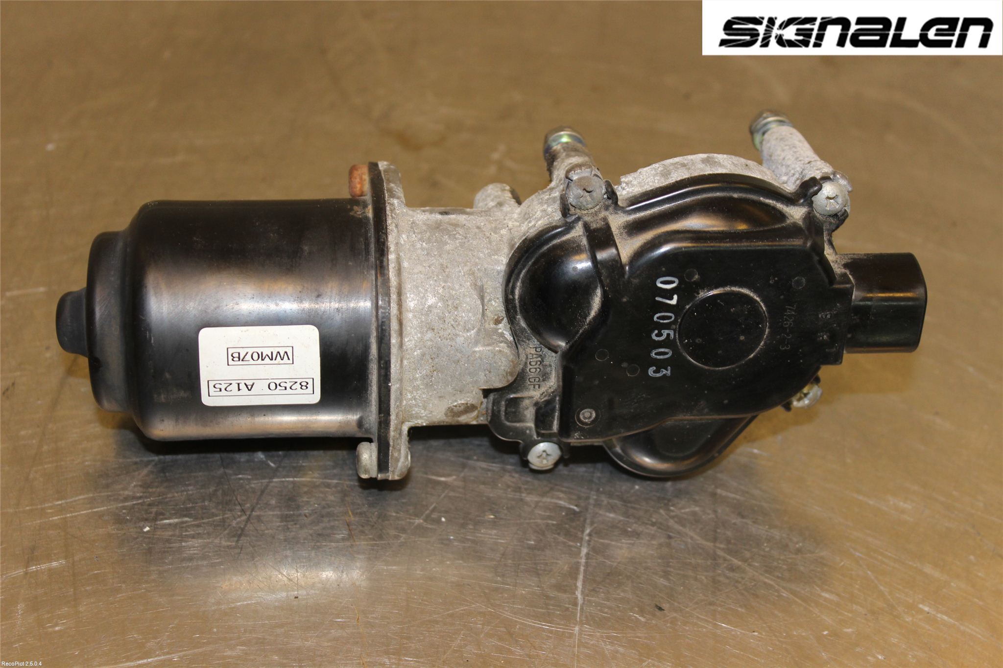 Mitsubishi L200 06-15 Torkarmotor Vindruta