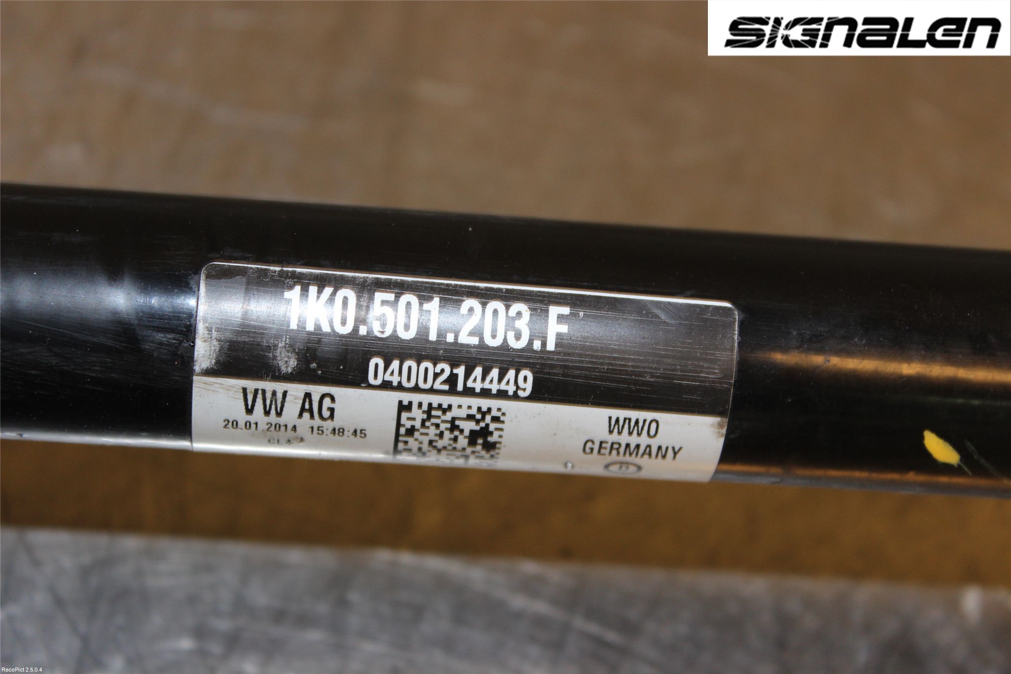 Volkswagen VW PASSAT 11-14 Drivaxel Bak Vänster