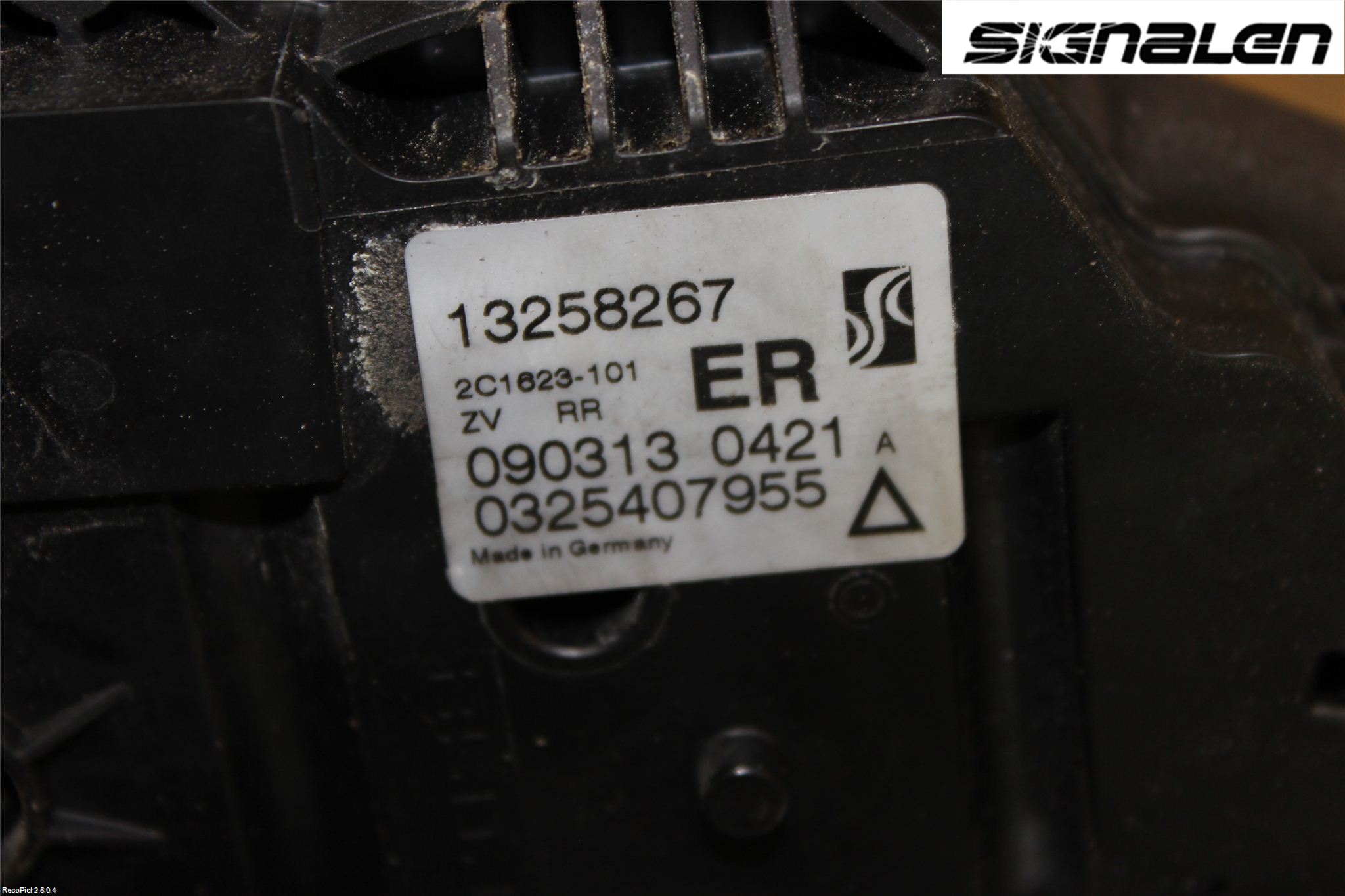 Opel CORSA D 07-14 Låskista-Dörrlås