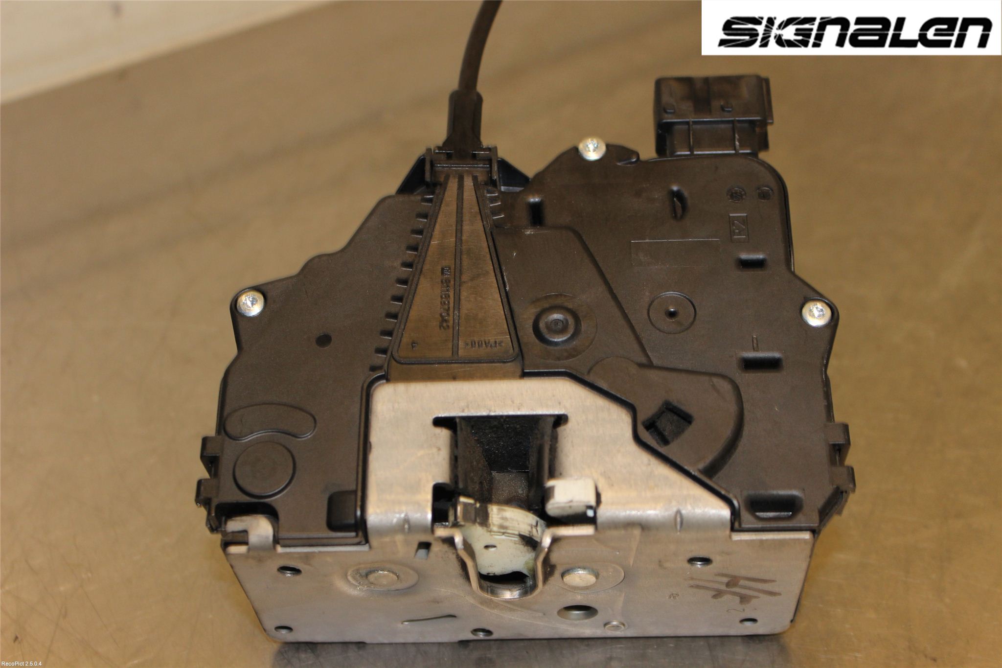 Opel CORSA D 07-14 Låskista-Dörrlås