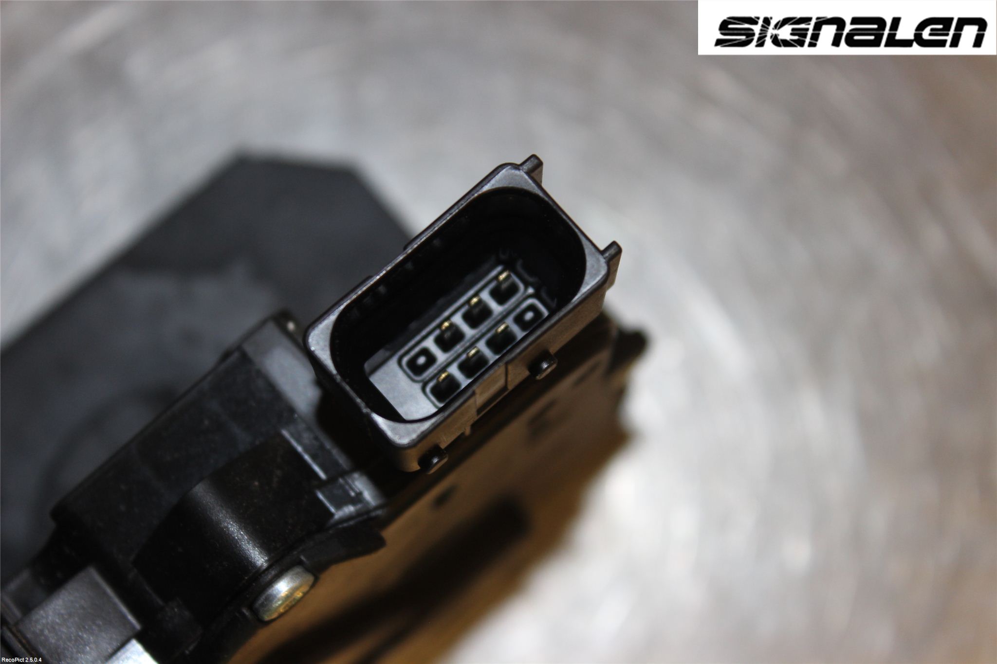 Opel CORSA D 07-14 Låskista-Dörrlås