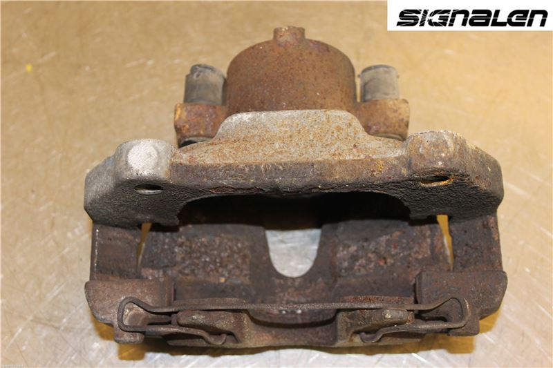 Saab 9-5     06-10 Bromsok Fram Vänster