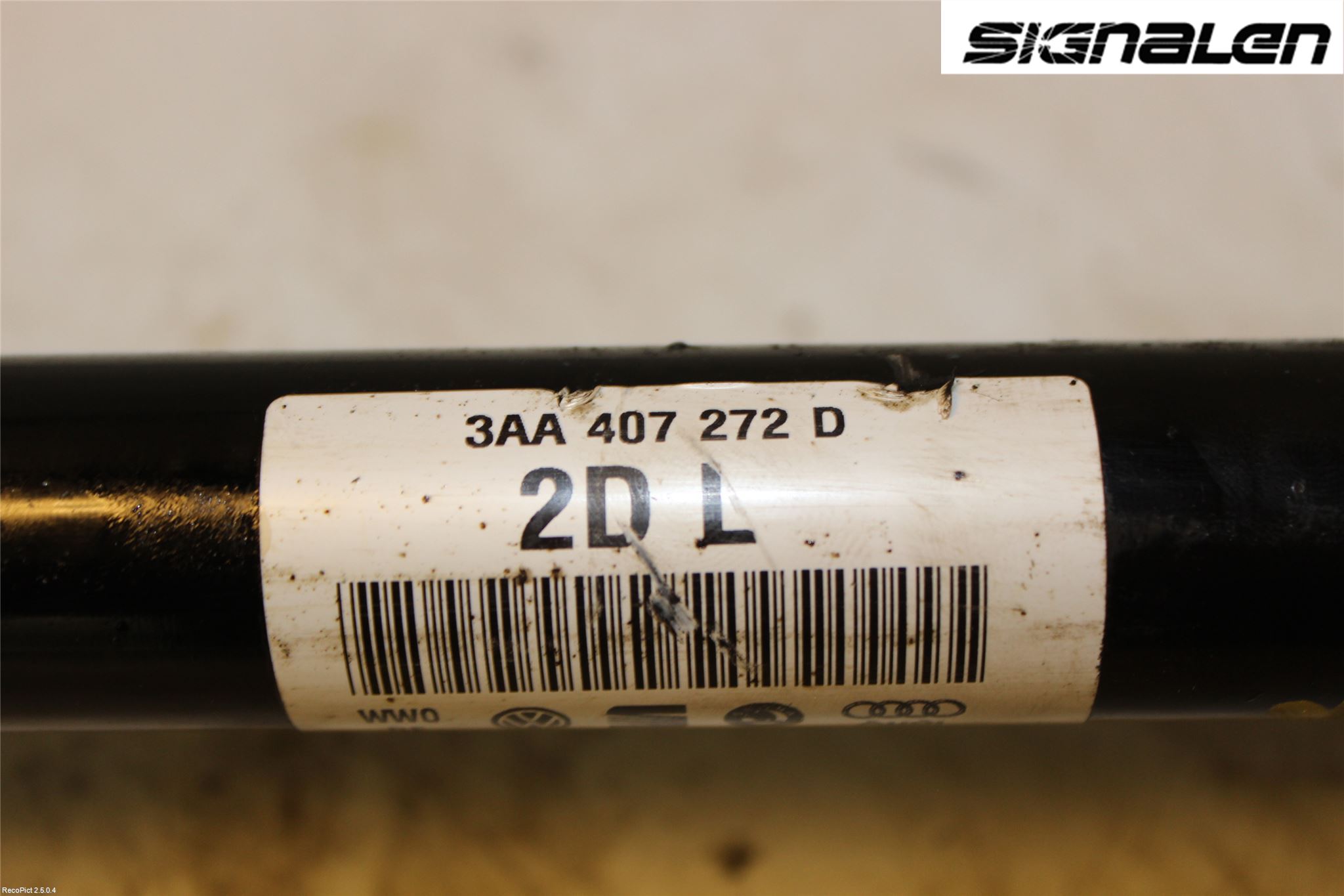 Volkswagen VW PASSAT 11-14 Drivaxel Fram Höger