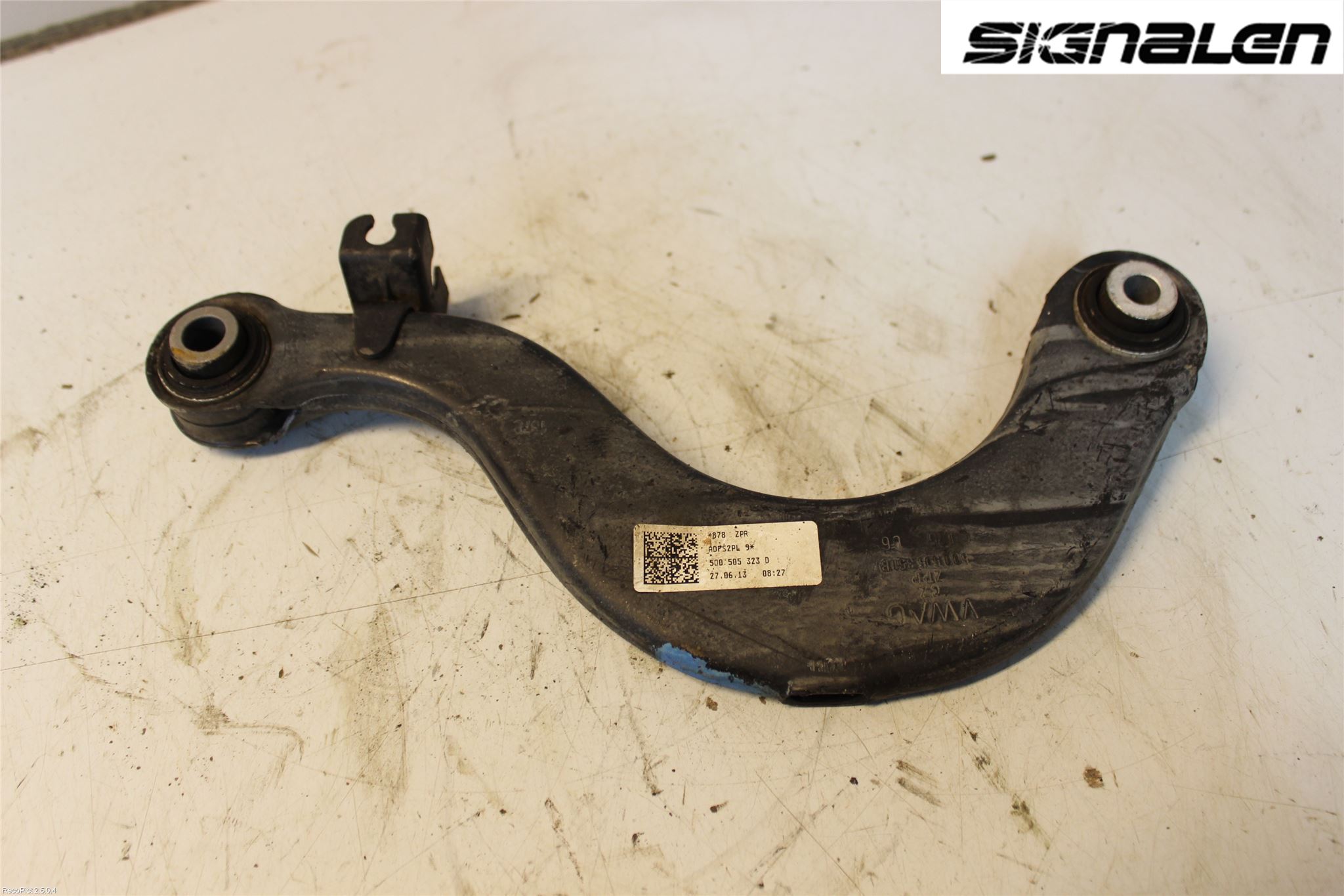 Volkswagen VW PASSAT 11-14 Bärarm Bak Höger