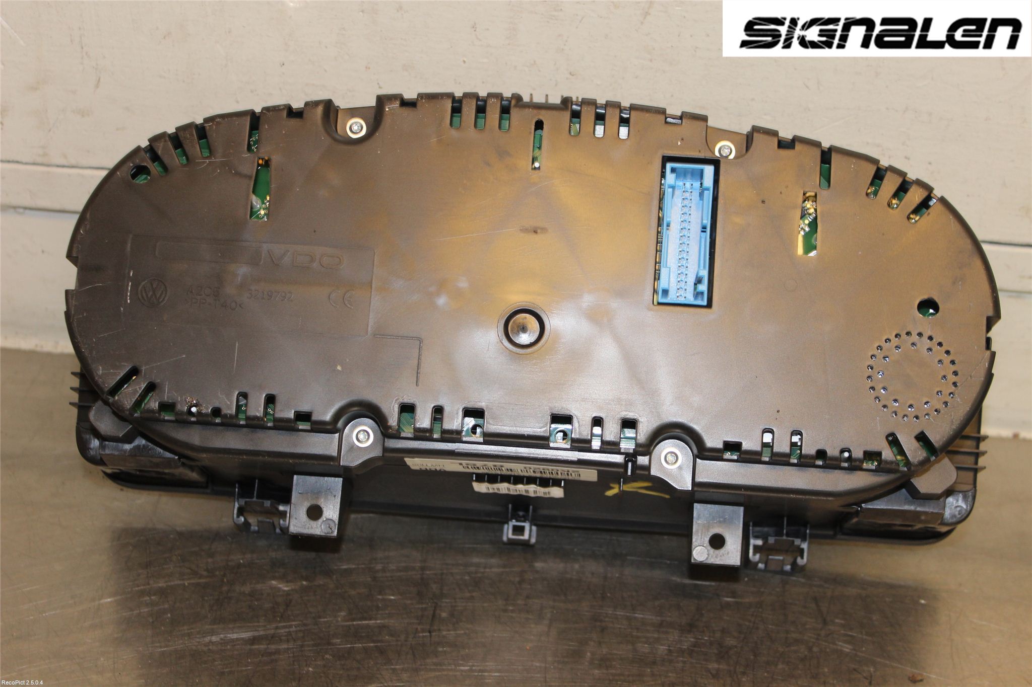 Volkswagen VW CADDY 11-15 Instrument Komb