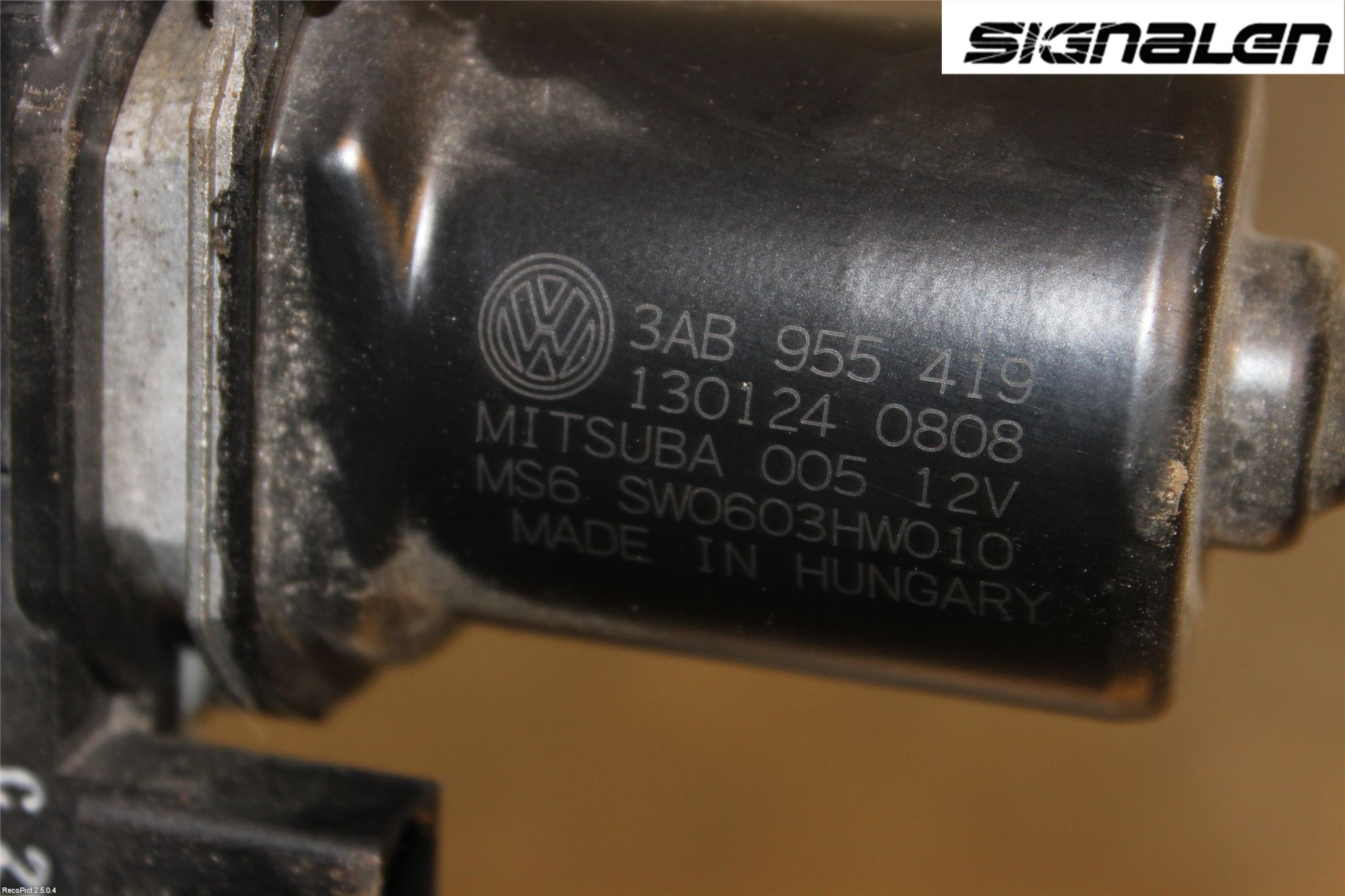 Volkswagen VW PASSAT 11-14 Torkarmotor Vindruta