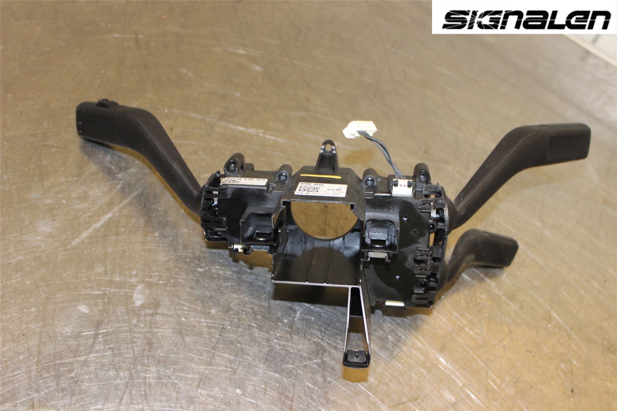 Volkswagen VW PASSAT 11-14 Spakcentral