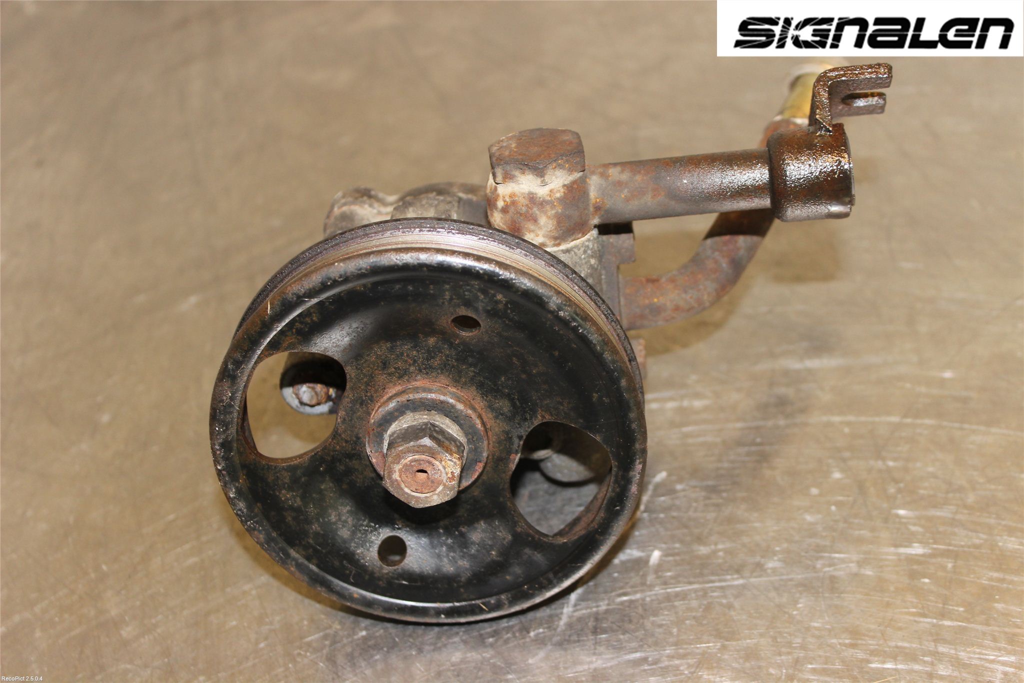 Nissan NAVARA 05-16 Styrservopump