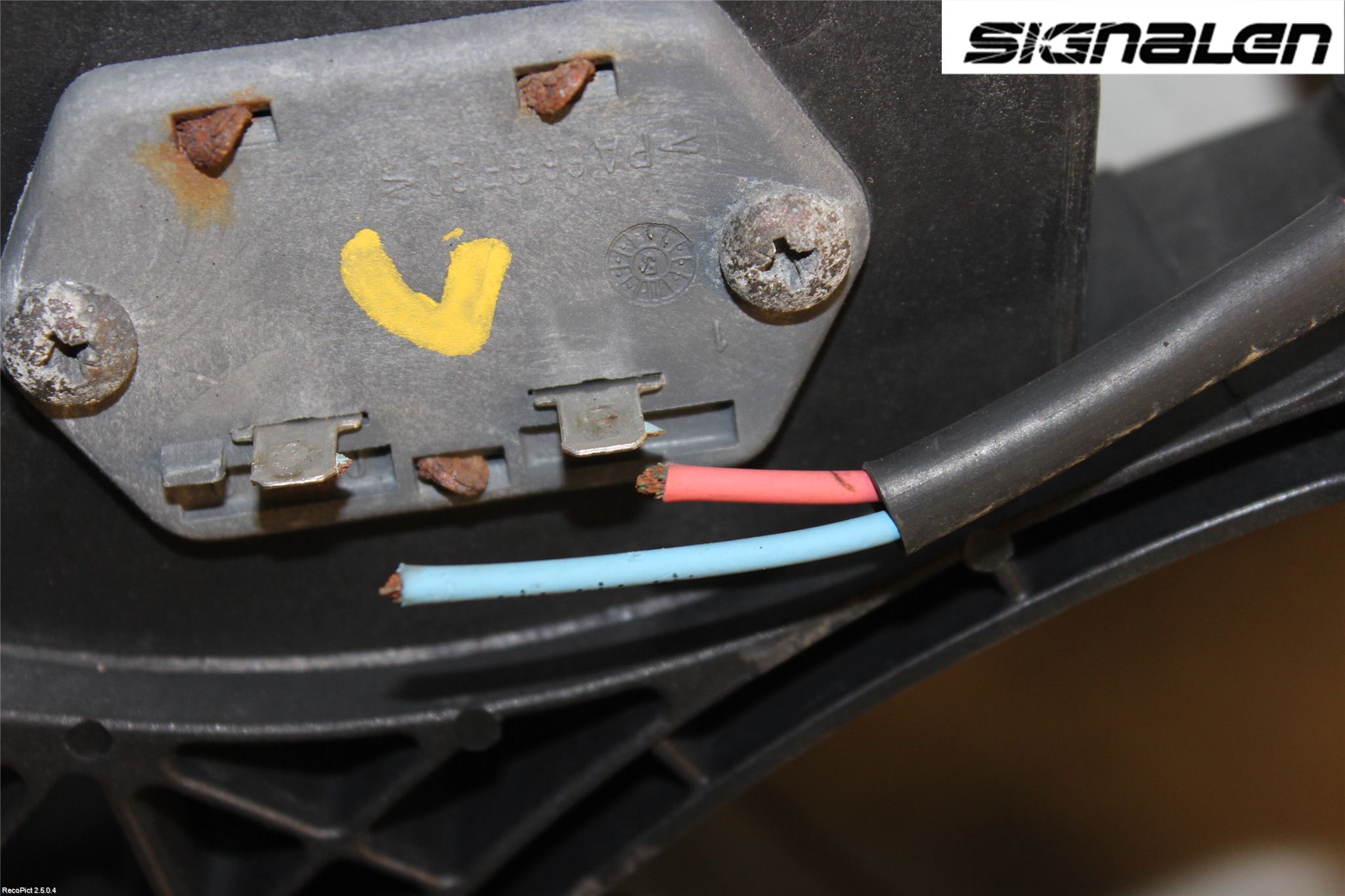 Nissan NAVARA 05-16 Kylfläkt El