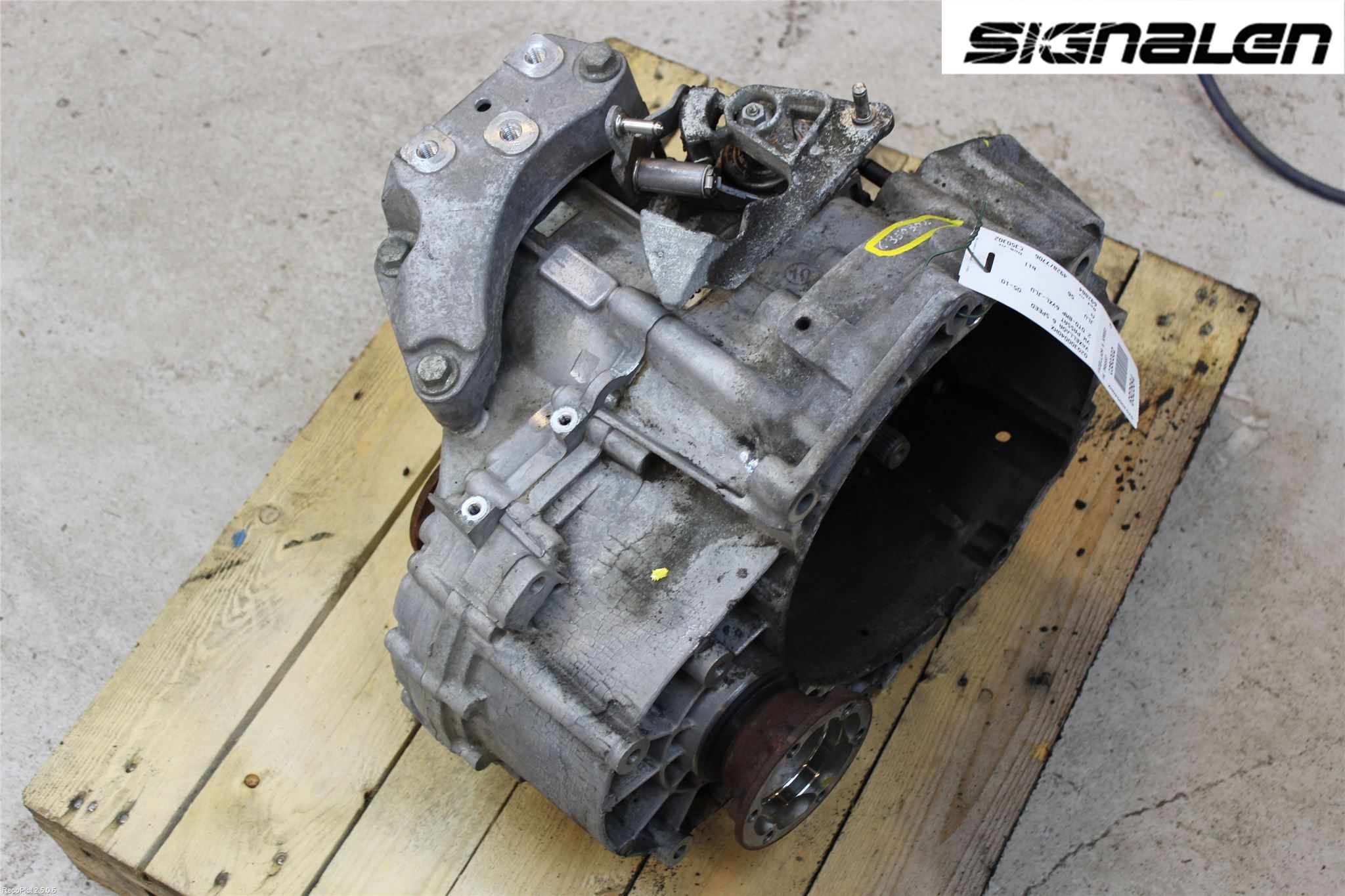 Volkswagen VW PASSAT 05-11 Växellåda Man 6 Vxl