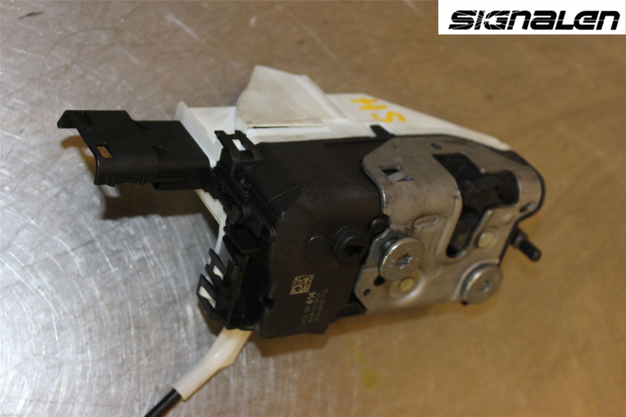 Peugeot PARTNER 08-15 Låskista-Dörrlås