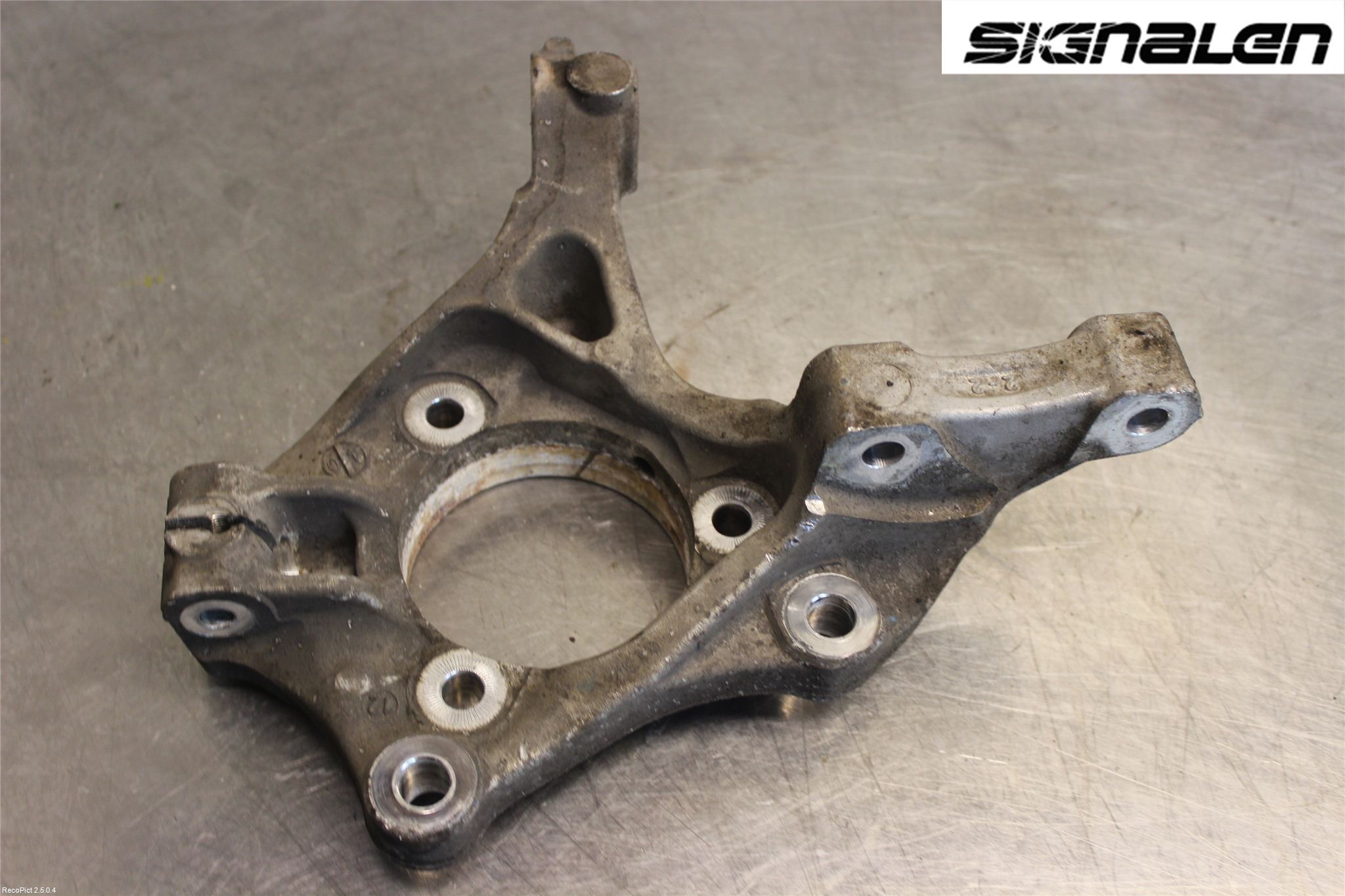 GM CHEVROLET CRUZE Styrspindel Lagerhus Vä