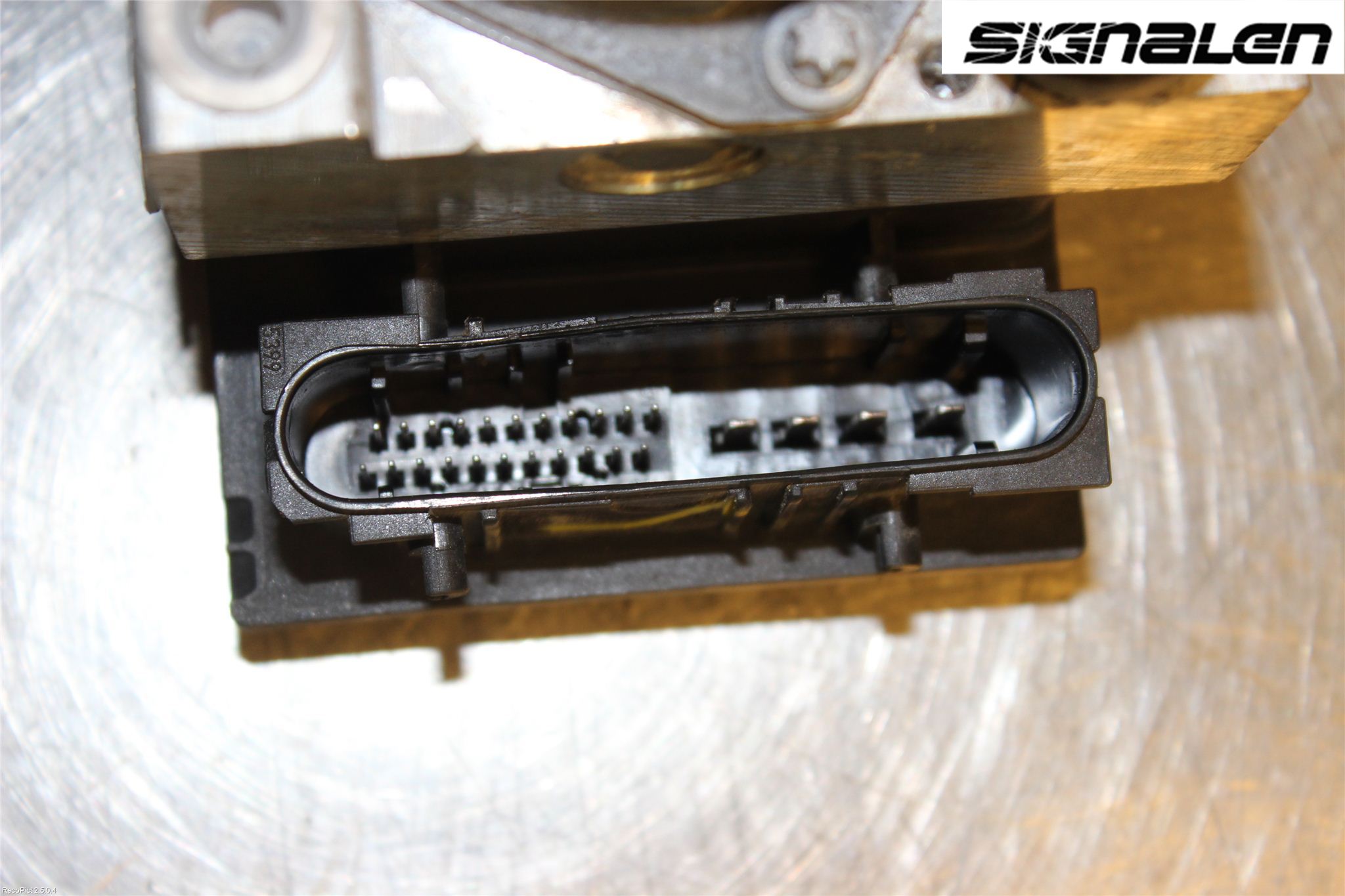 Isuzu D-MAX Abs Hydraulaggregat