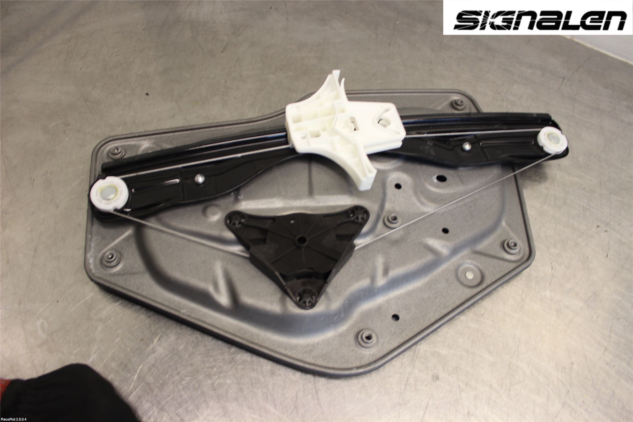 Skoda SUPERB 09-15 Fönsterhissmekanism