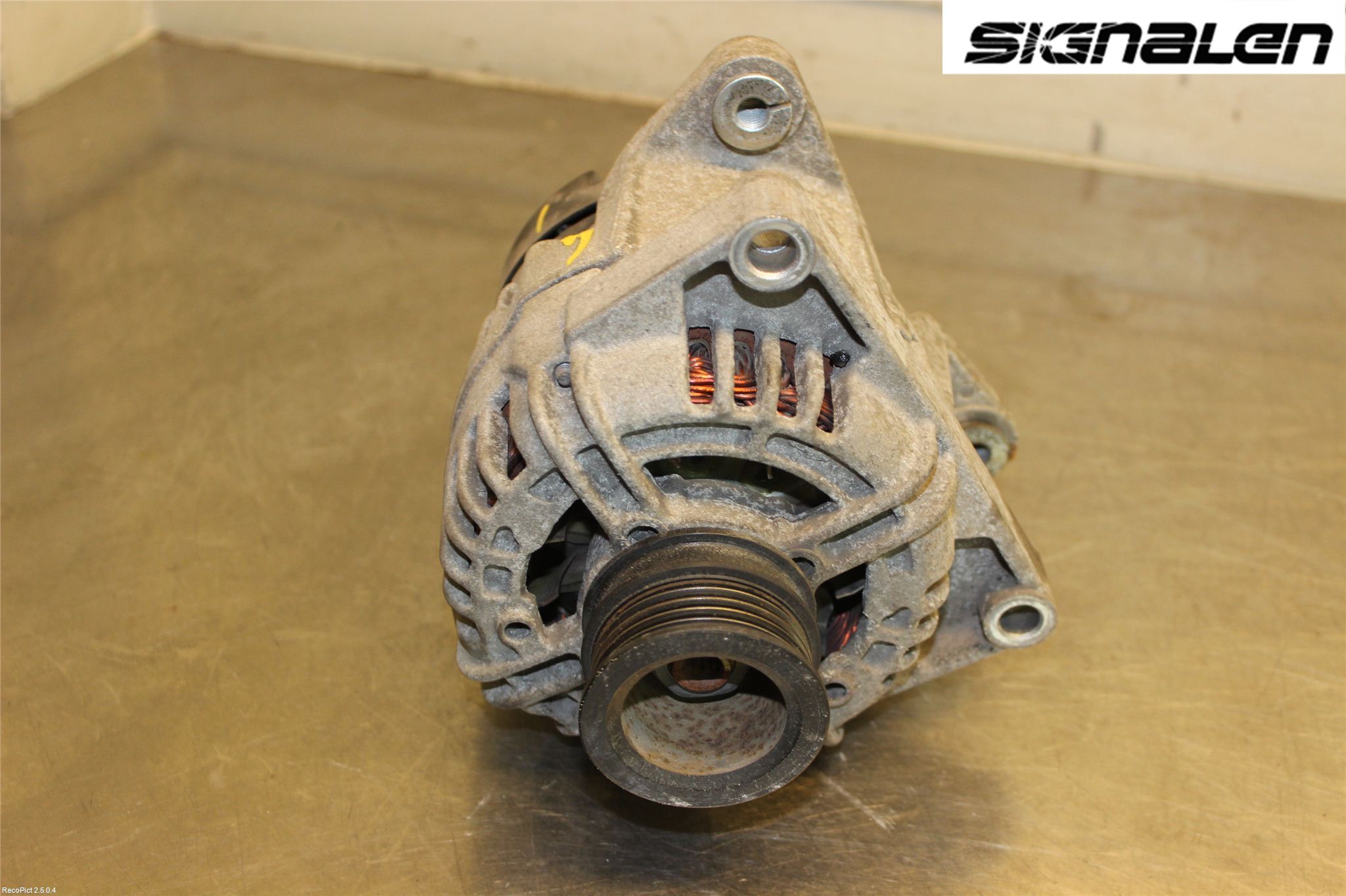 Opel ASTRA H 04-12 Generator