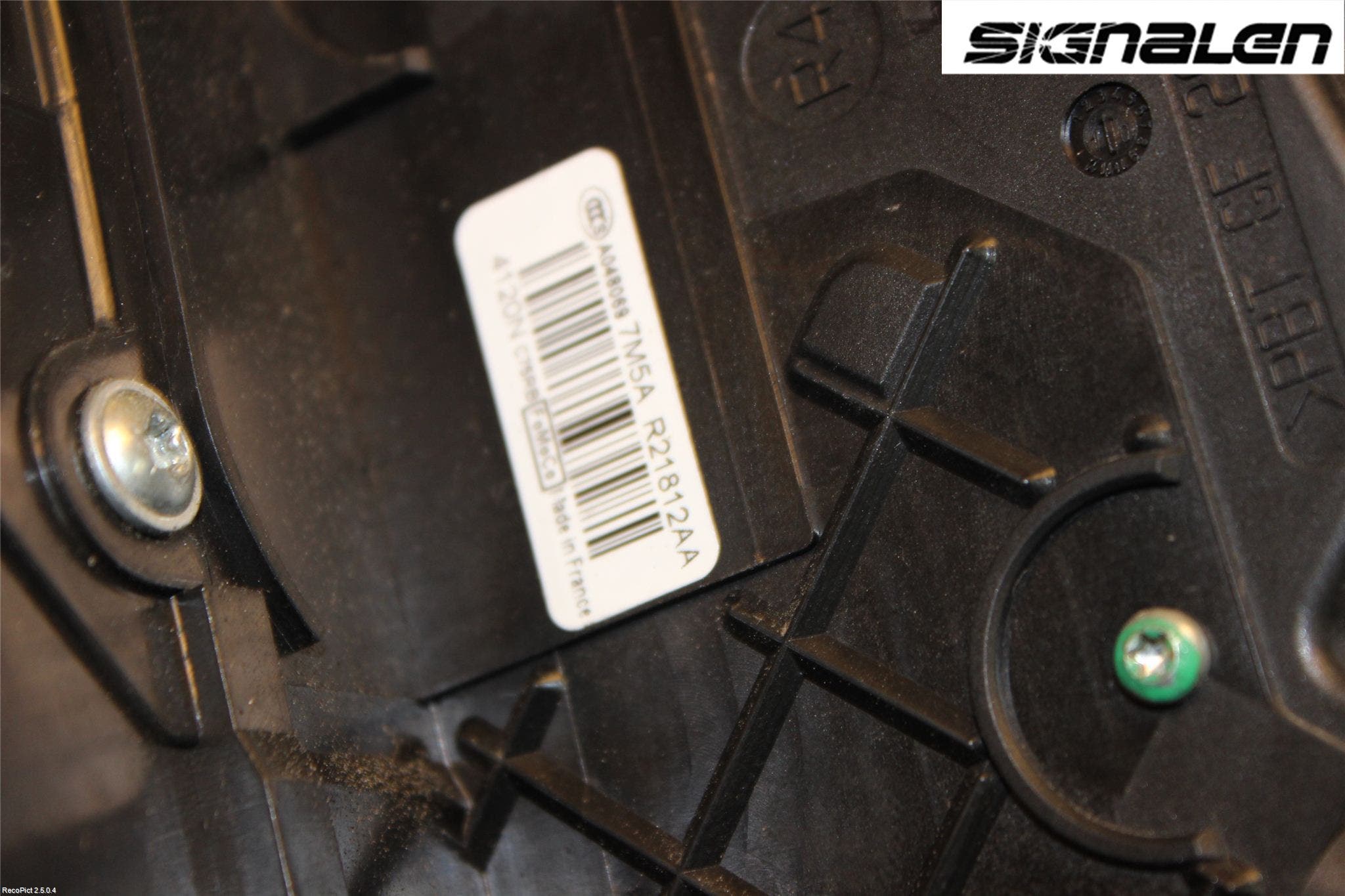 Ford FOCUS 08-11 Låskista-Dörrlås