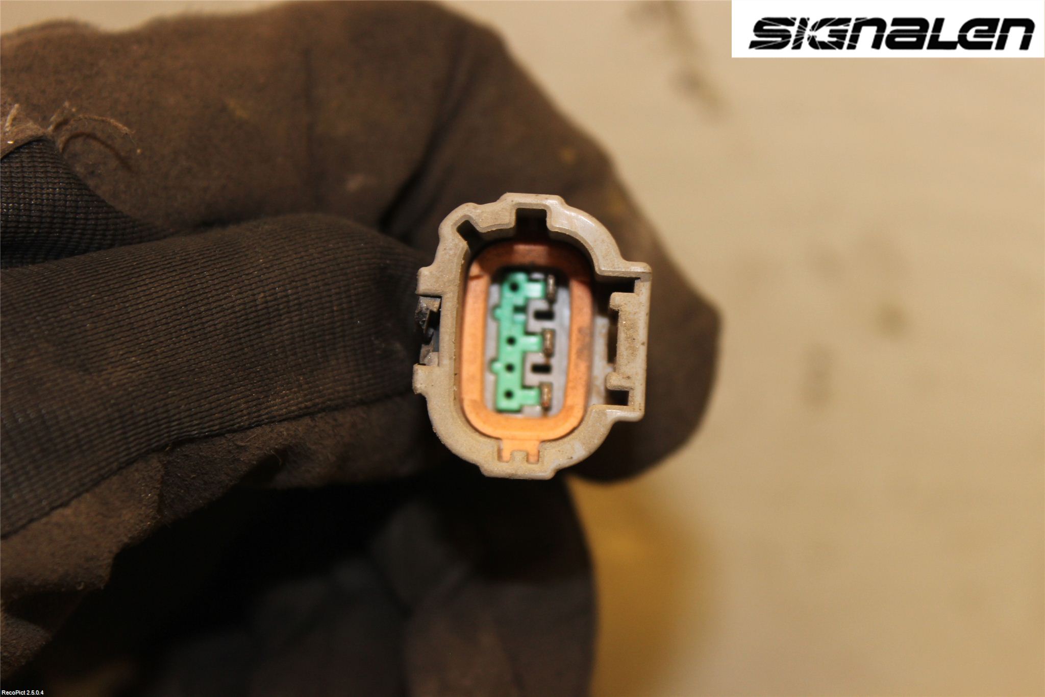 Nissan NAVARA 05-16 Kylfläkt El