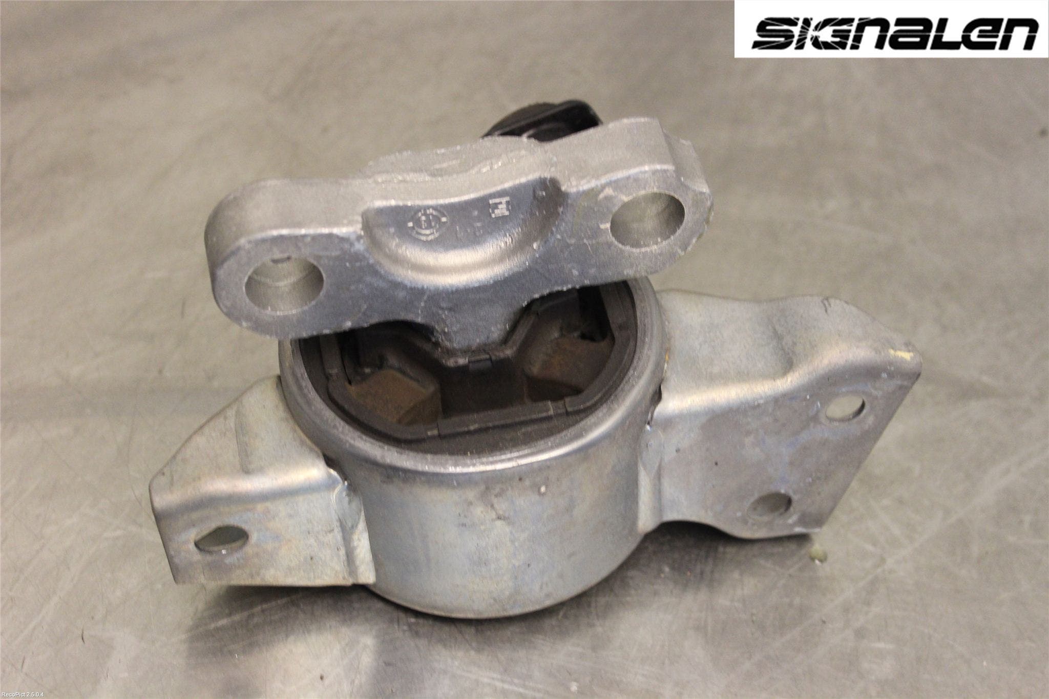 Opel CORSA D 07-14 Motorkudde