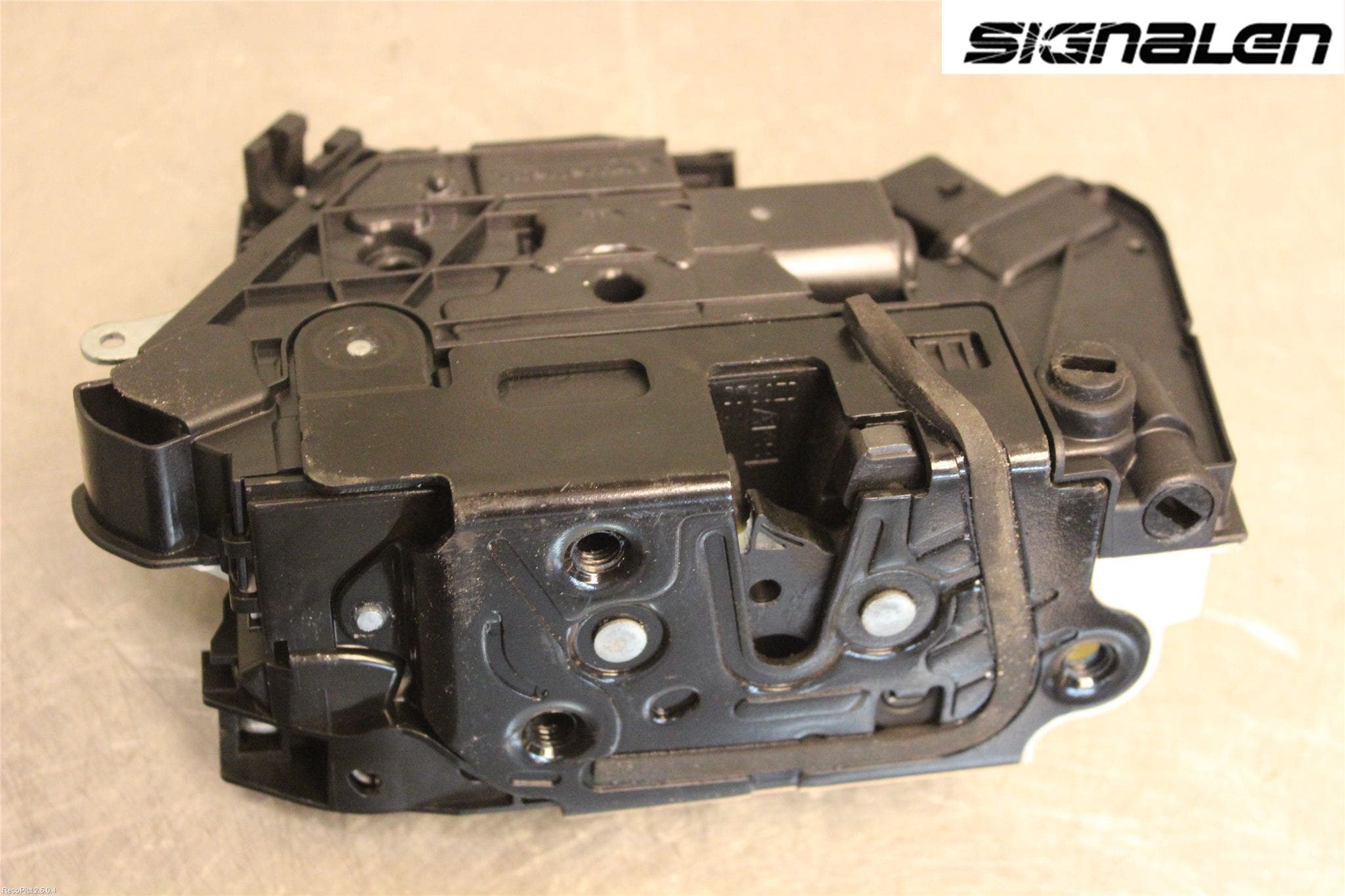 Skoda FABIA 07-14 Låskista-Dörrlås