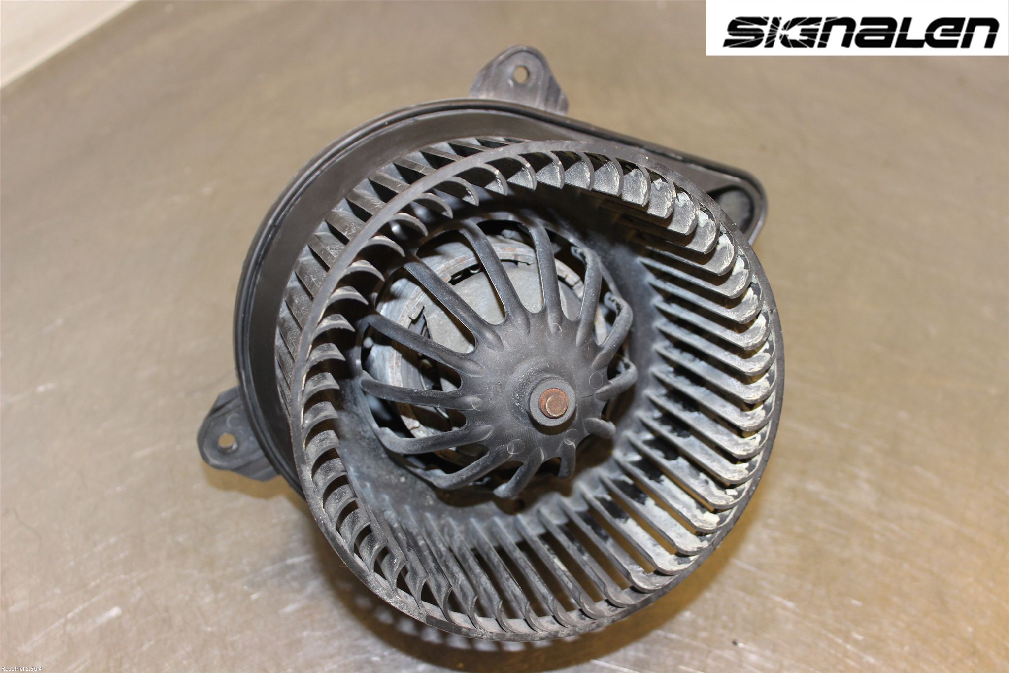 Opel VIVARO 01-14 Värmefläkt