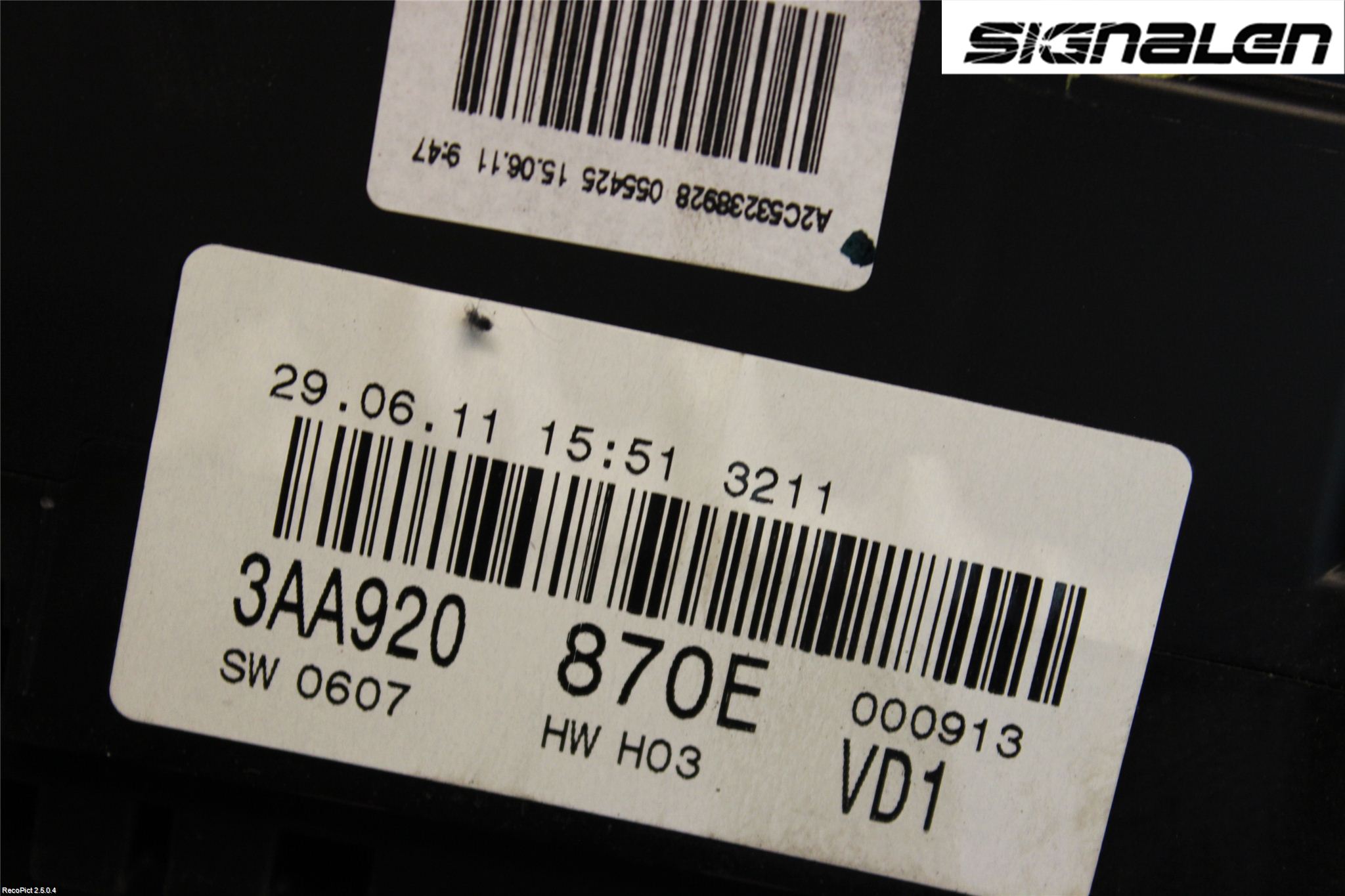 Volkswagen VW PASSAT 11-14 Instrument Komb