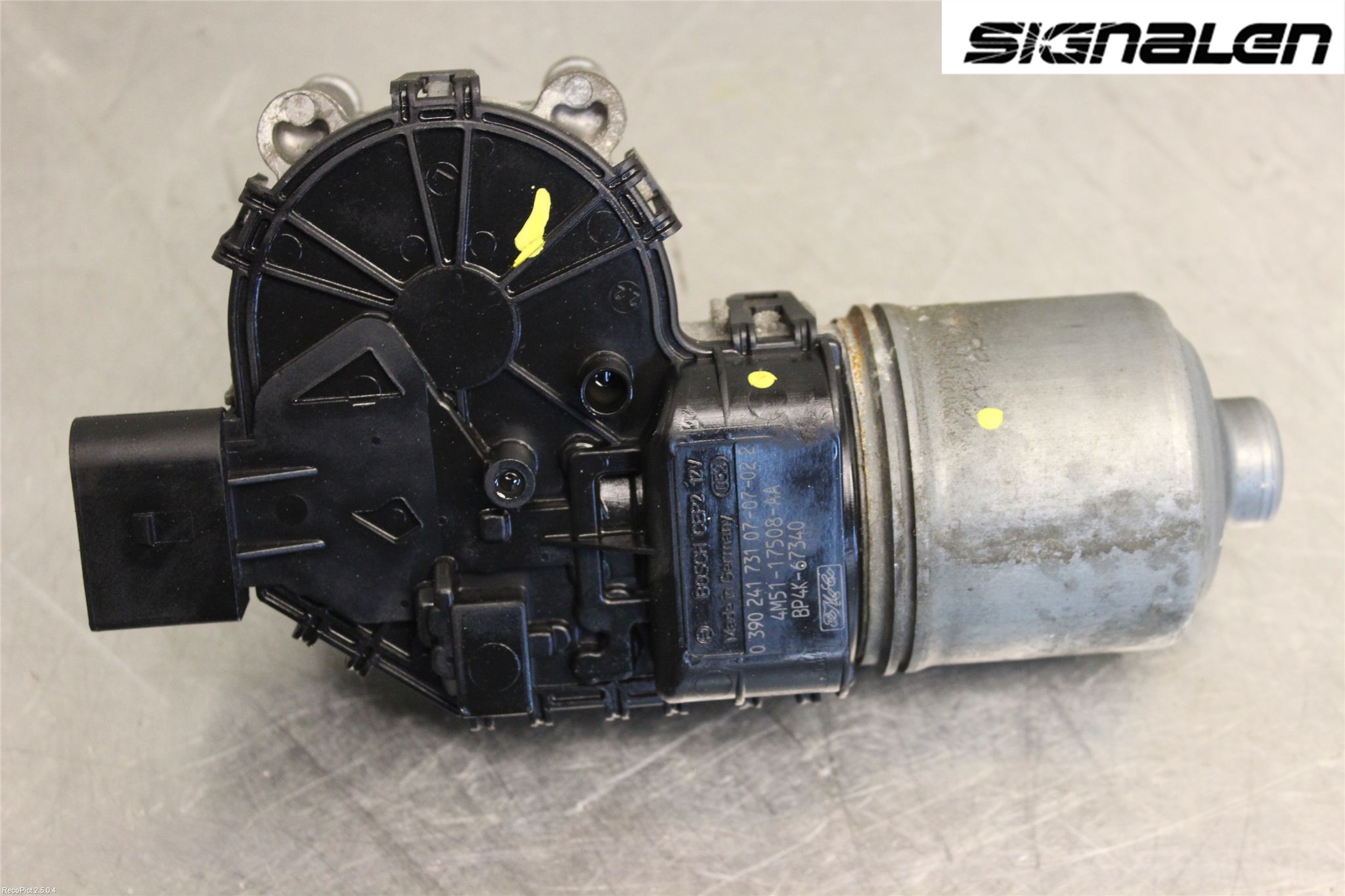 Ford FOCUS     04-07 Torkarmotor Vindruta