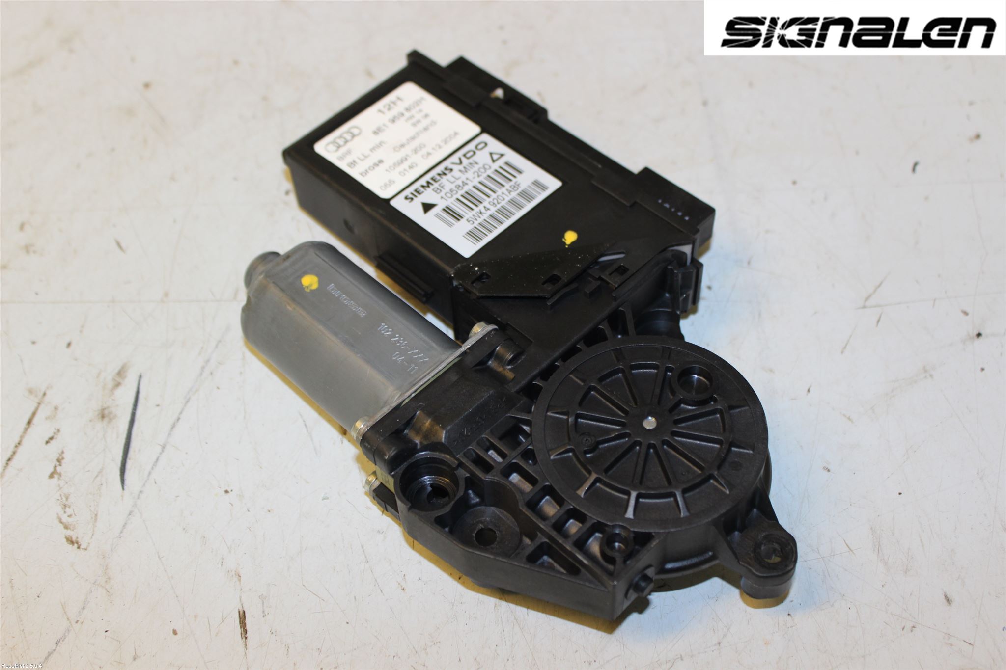 Audi A4/S4 05-07 Fönsterhissmotor