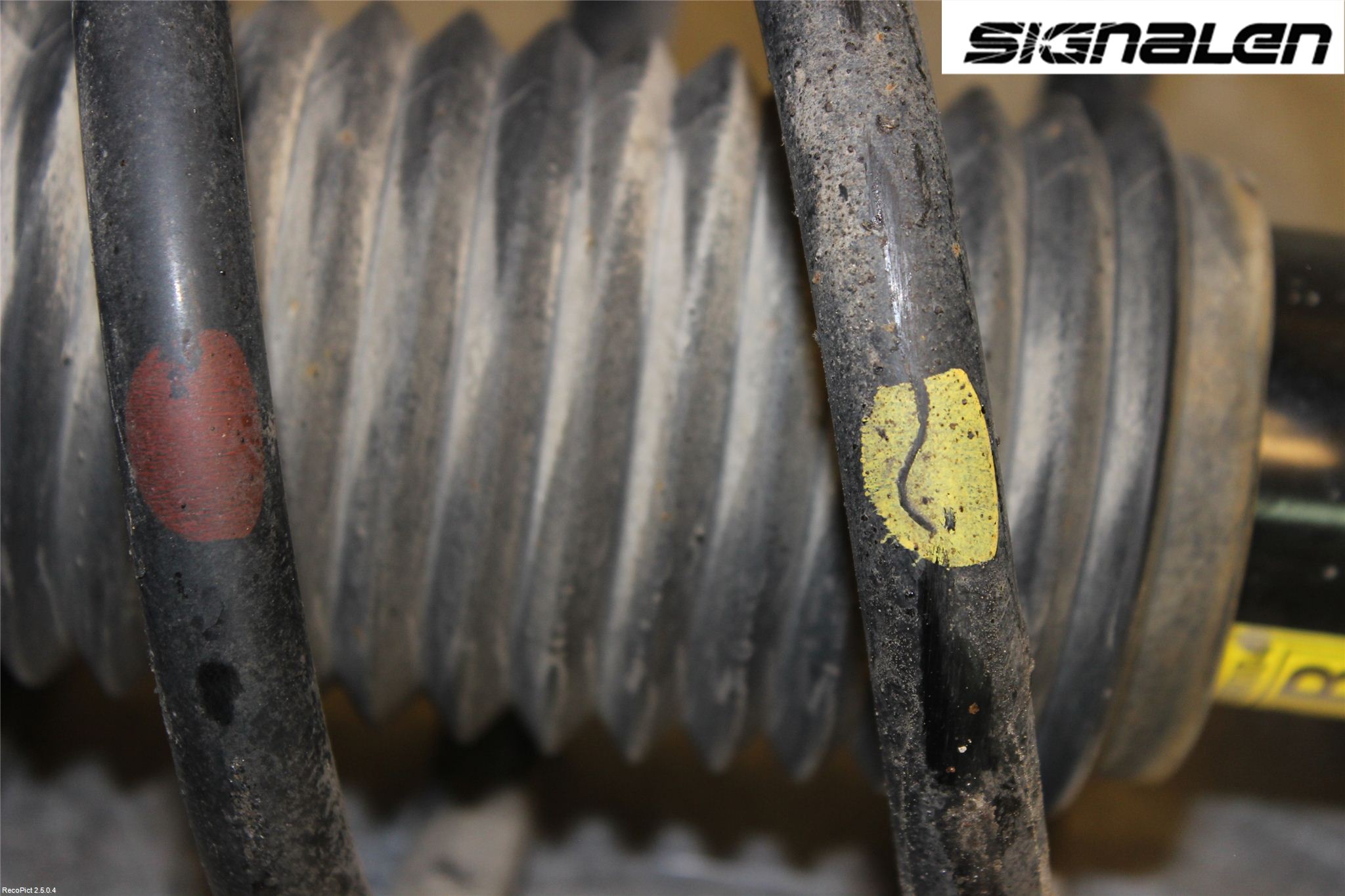 Chevrolet CAPTIVA Fjäderben Fram Höger