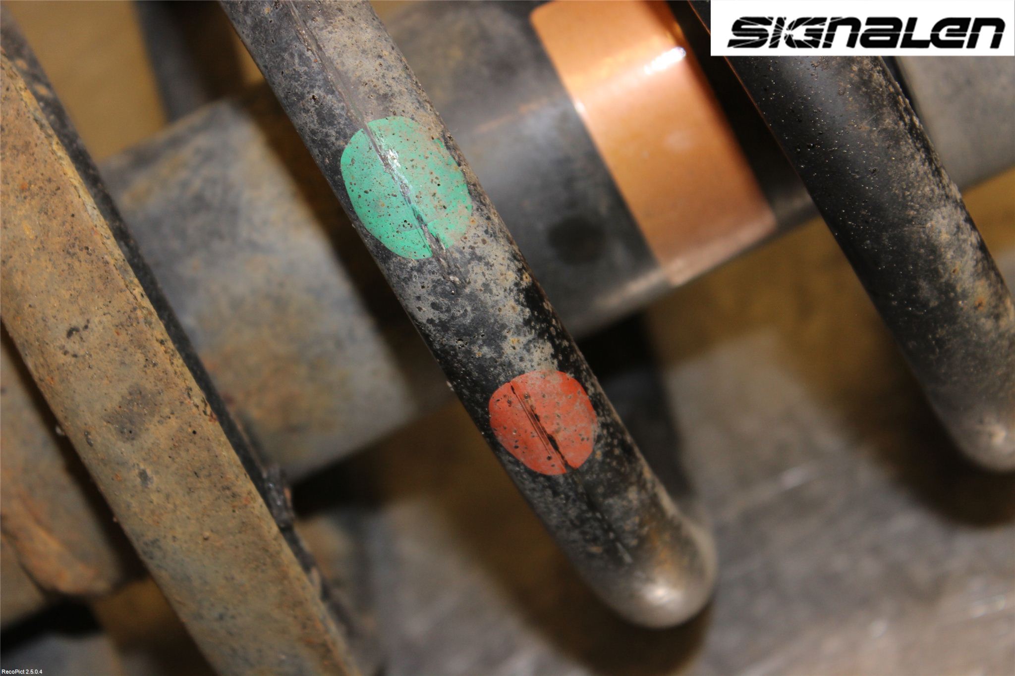 Opel VIVARO 01-14 Fjäderben Fram Höger