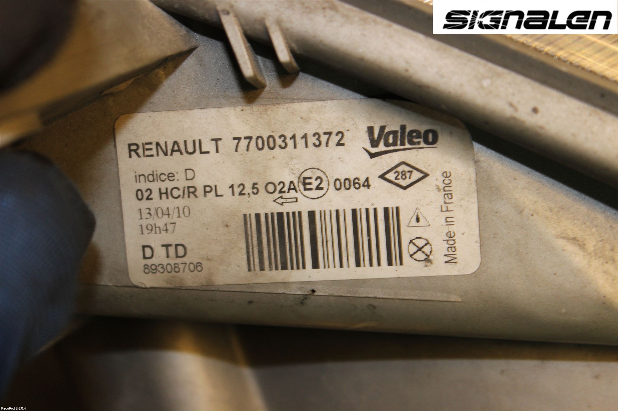 Renault TRAFIC   02-14 Strålkastare Höger