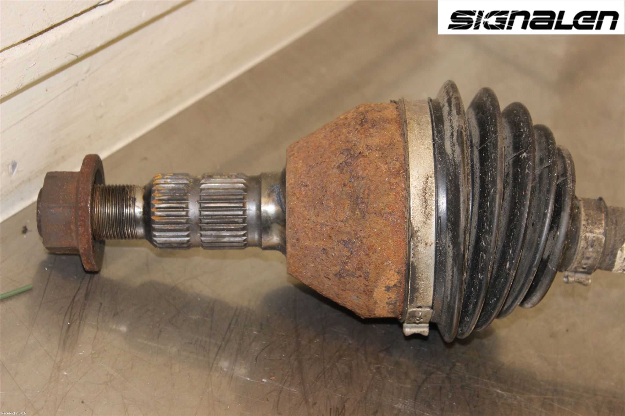 Opel VECTRA C 06-08 Drivaxel Fram Höger