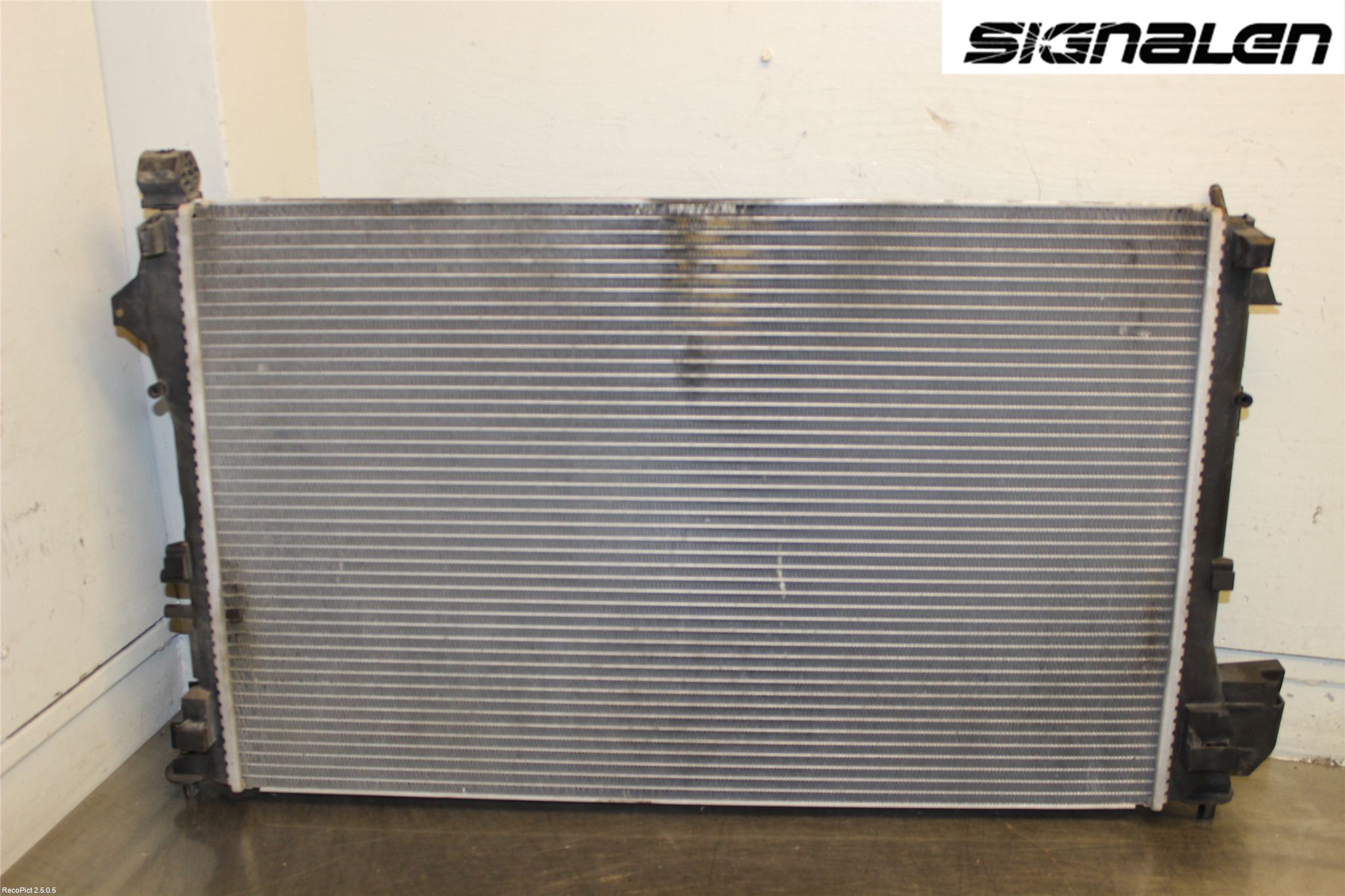 Opel VECTRA C 06-08 Kylare Man