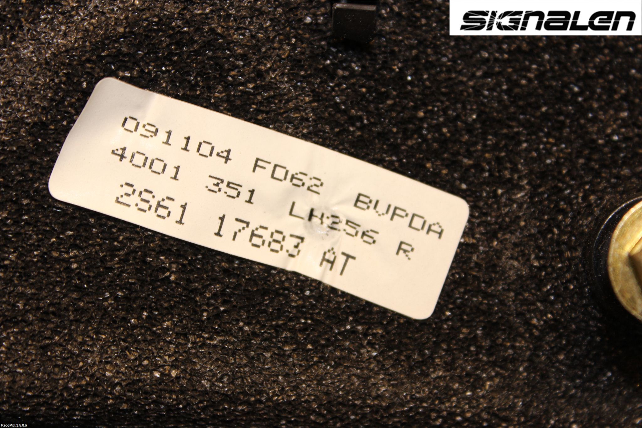 Ford FIESTA     02-05 Spegel Yttre Justerbar Vä