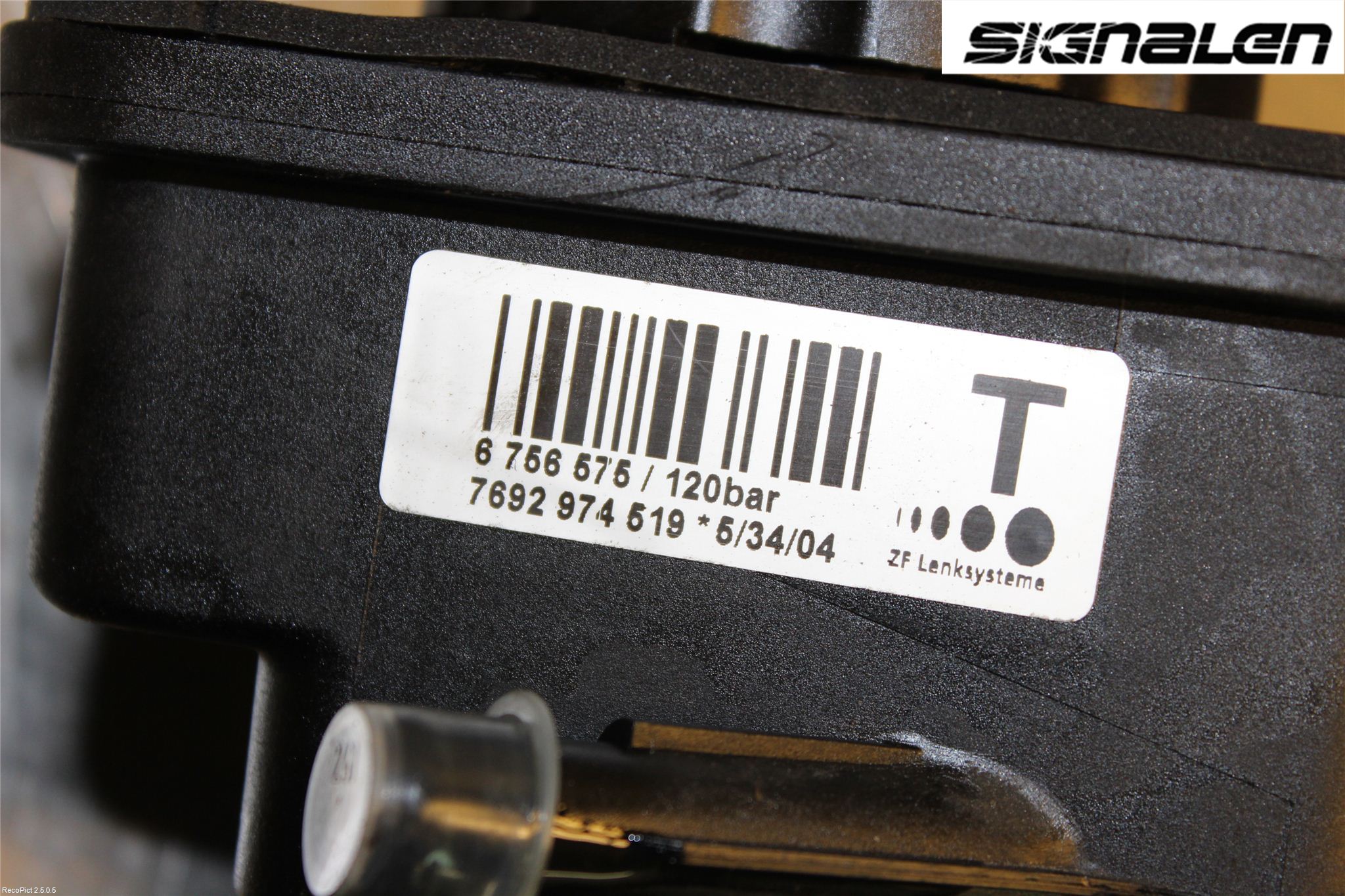 BMW 3 E46      98-05 Styrservopump